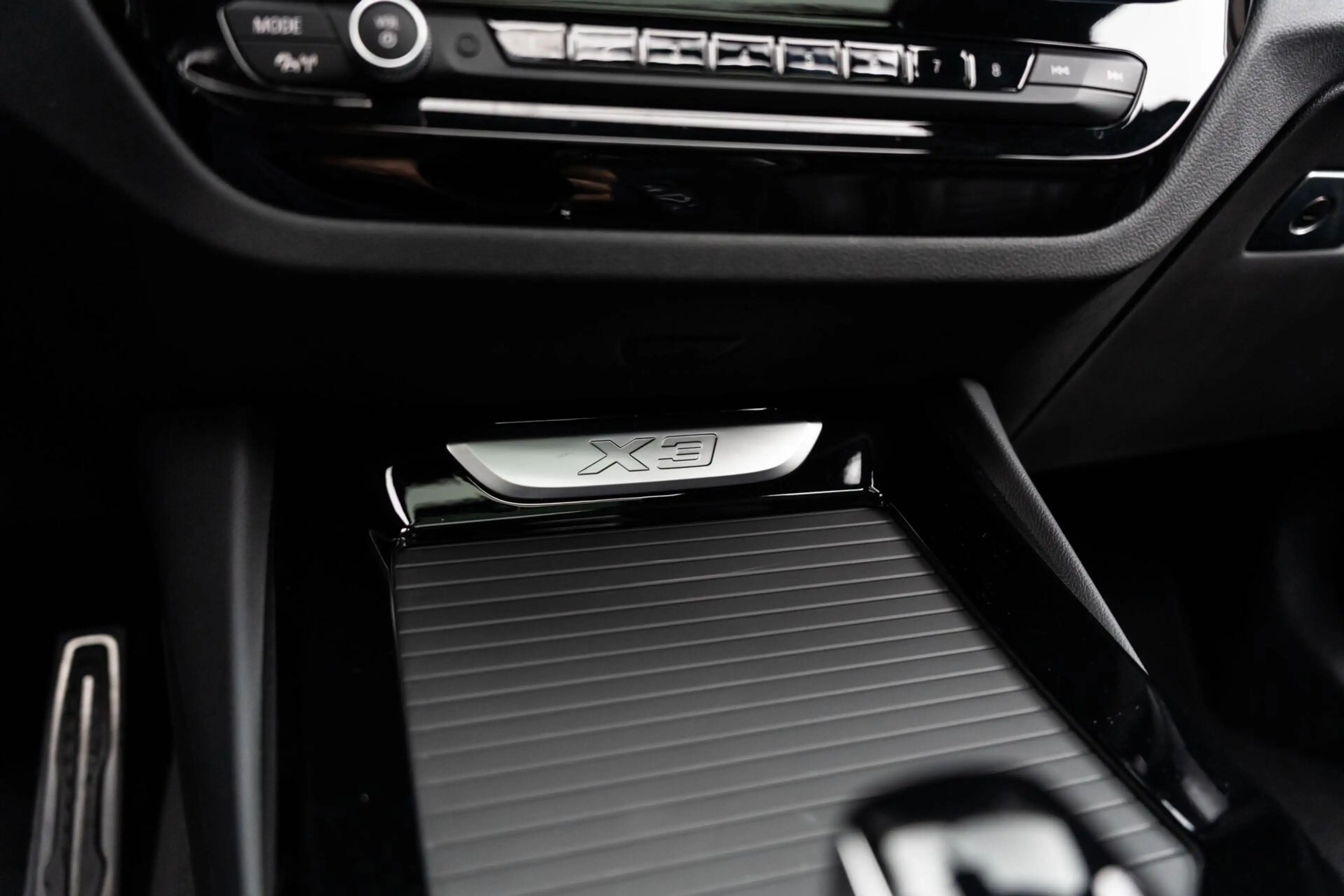 BMW X3 XDrive30e M-sport M Zetels Pano HU H&K Trekhaak — photo 41