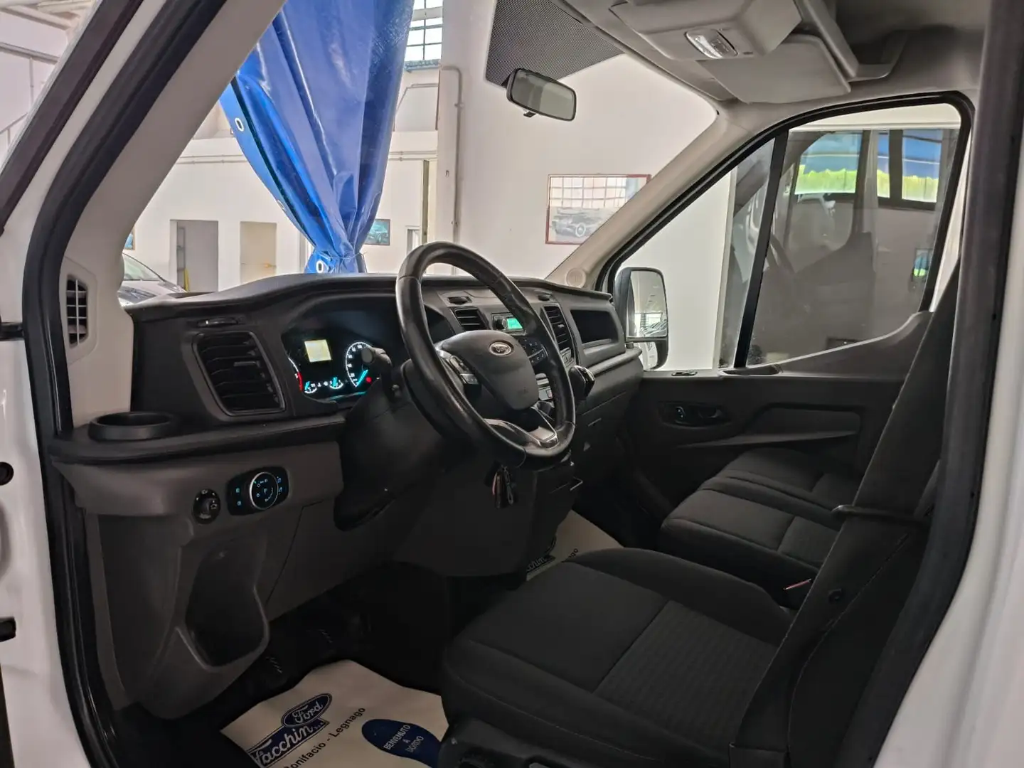 Ford Transit V363 Chassis Rwd 2.0 TDCi 130cv L2 Cassone Fisso Bianco - 2