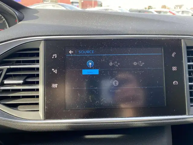 Peugeot 308 view 10