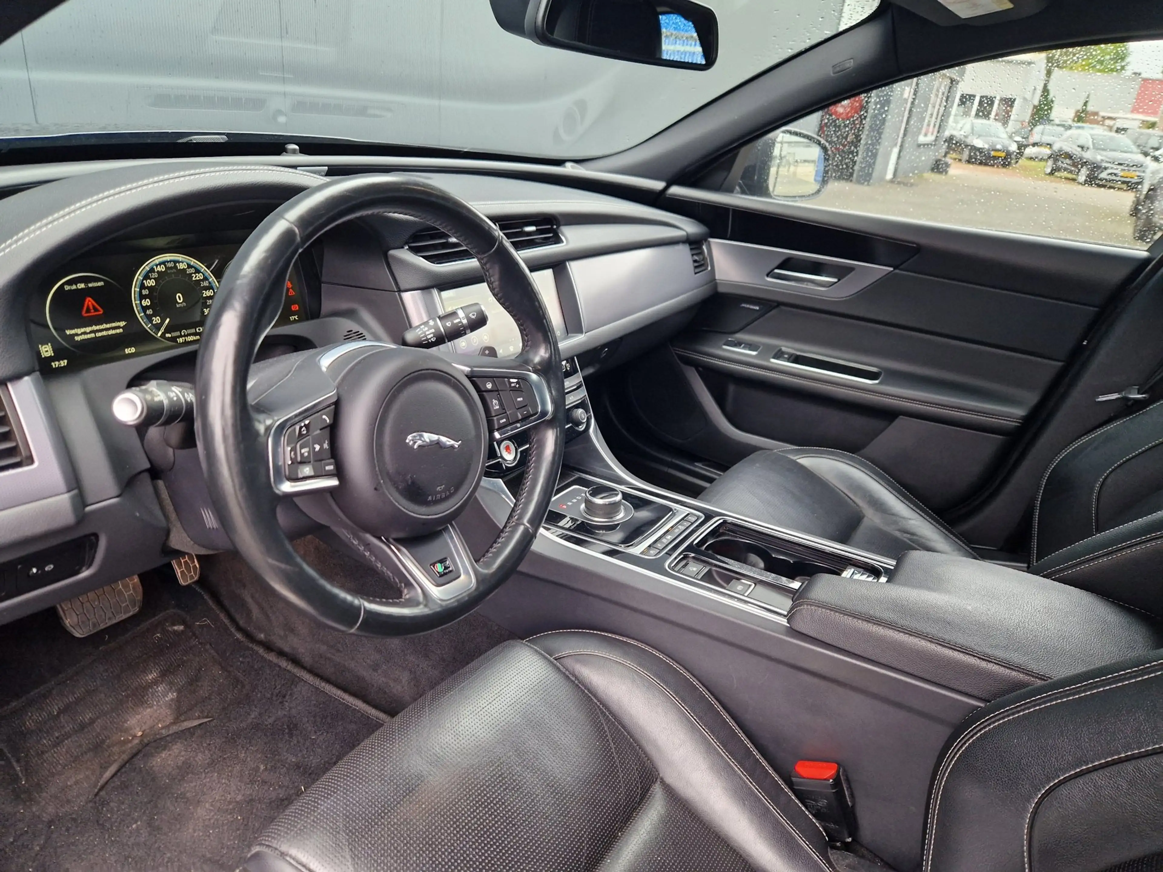 Jaguar XF 2.0d R Sport /Org NL /NAP — photo 12