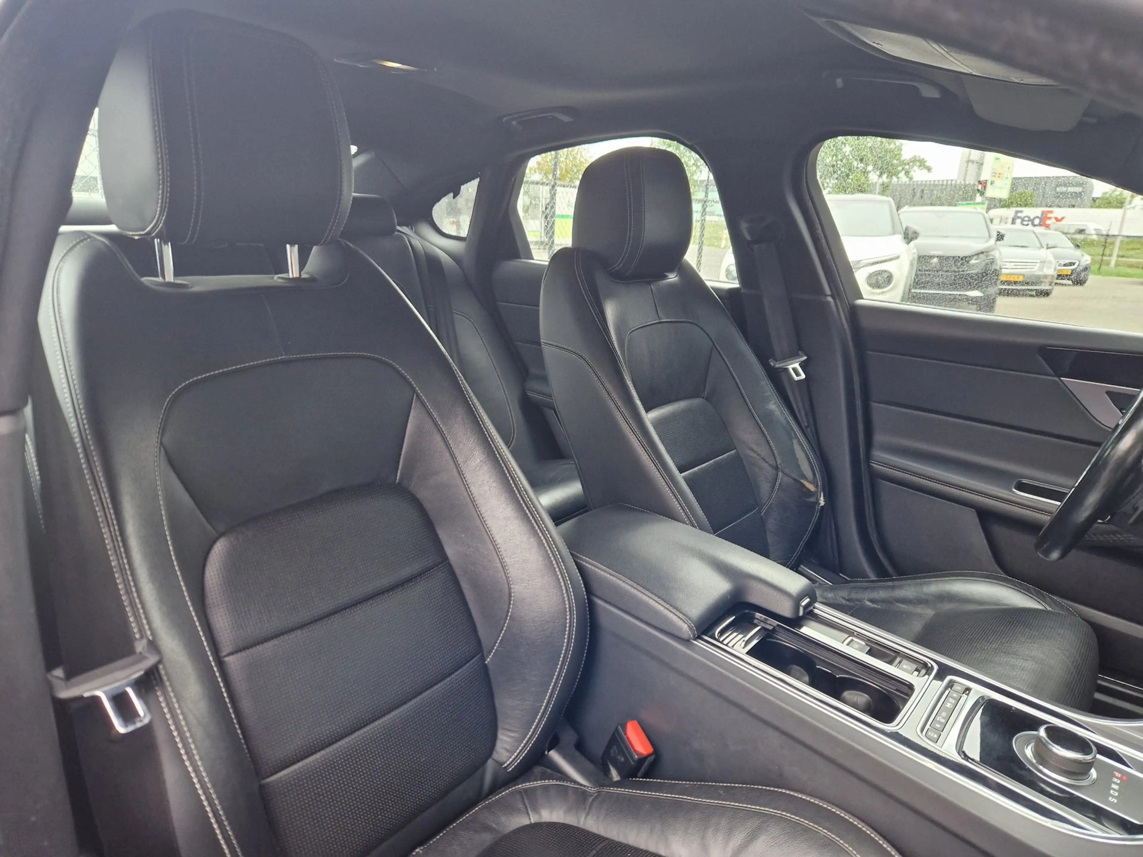 Jaguar XF 2.0d R Sport /Org NL /NAP — photo 18