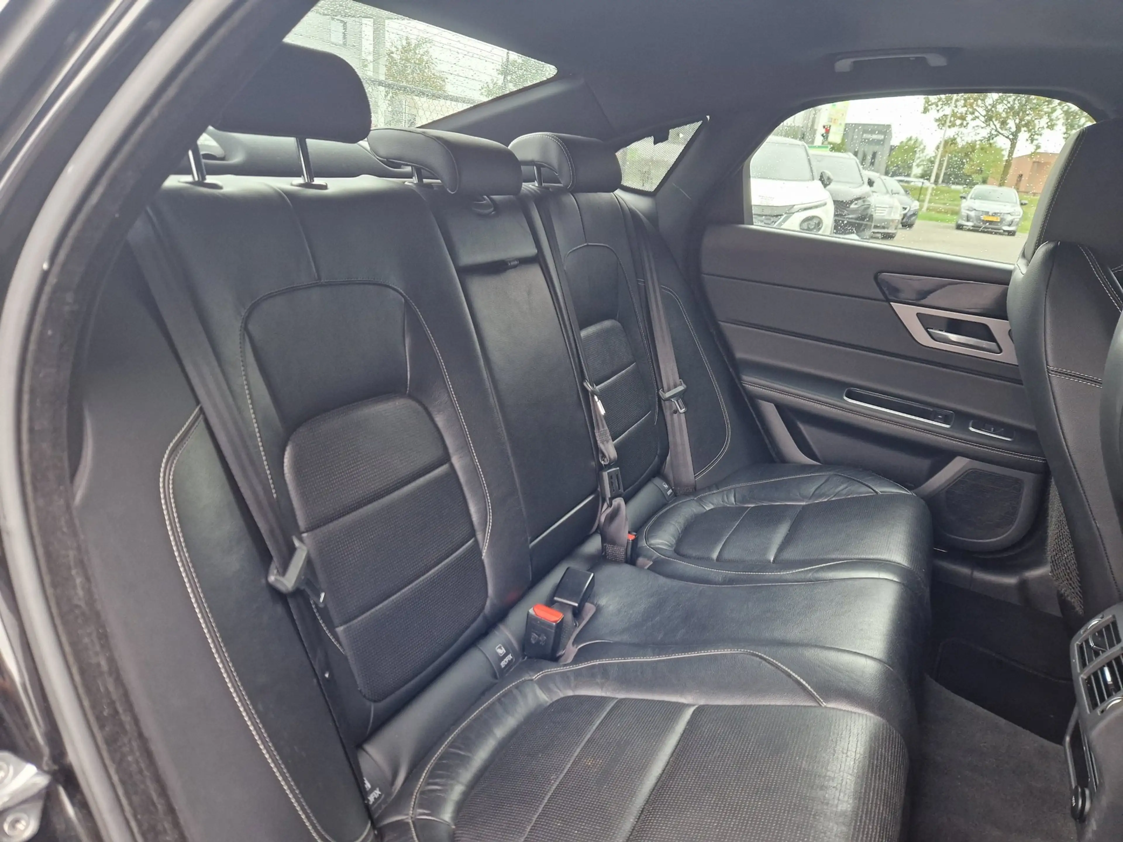 Jaguar XF 2.0d R Sport /Org NL /NAP — photo 22