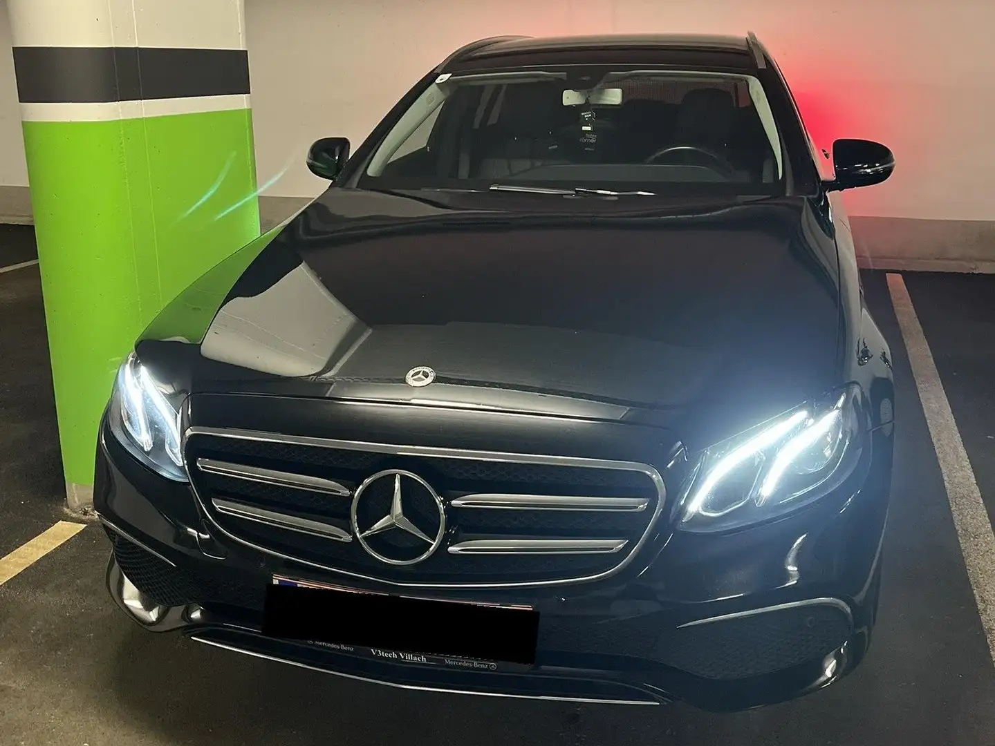 Mercedes-Benz E 200 E 200 d T Avantgarde Austria EditionAvantgarde Schwarz - 2