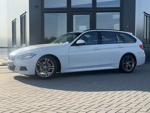 BMW 316 3-serie Touring 316i Exe M-Sport Clima | Nav proff