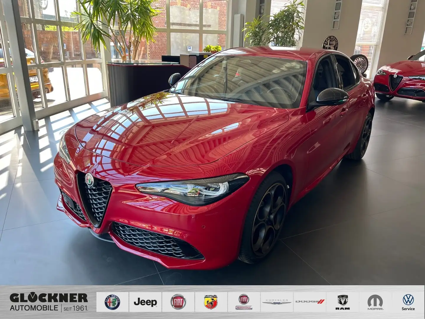 Alfa Romeo Giulia Intensa 2.0l TB Q4 Rosso Alfa Rouge - 1