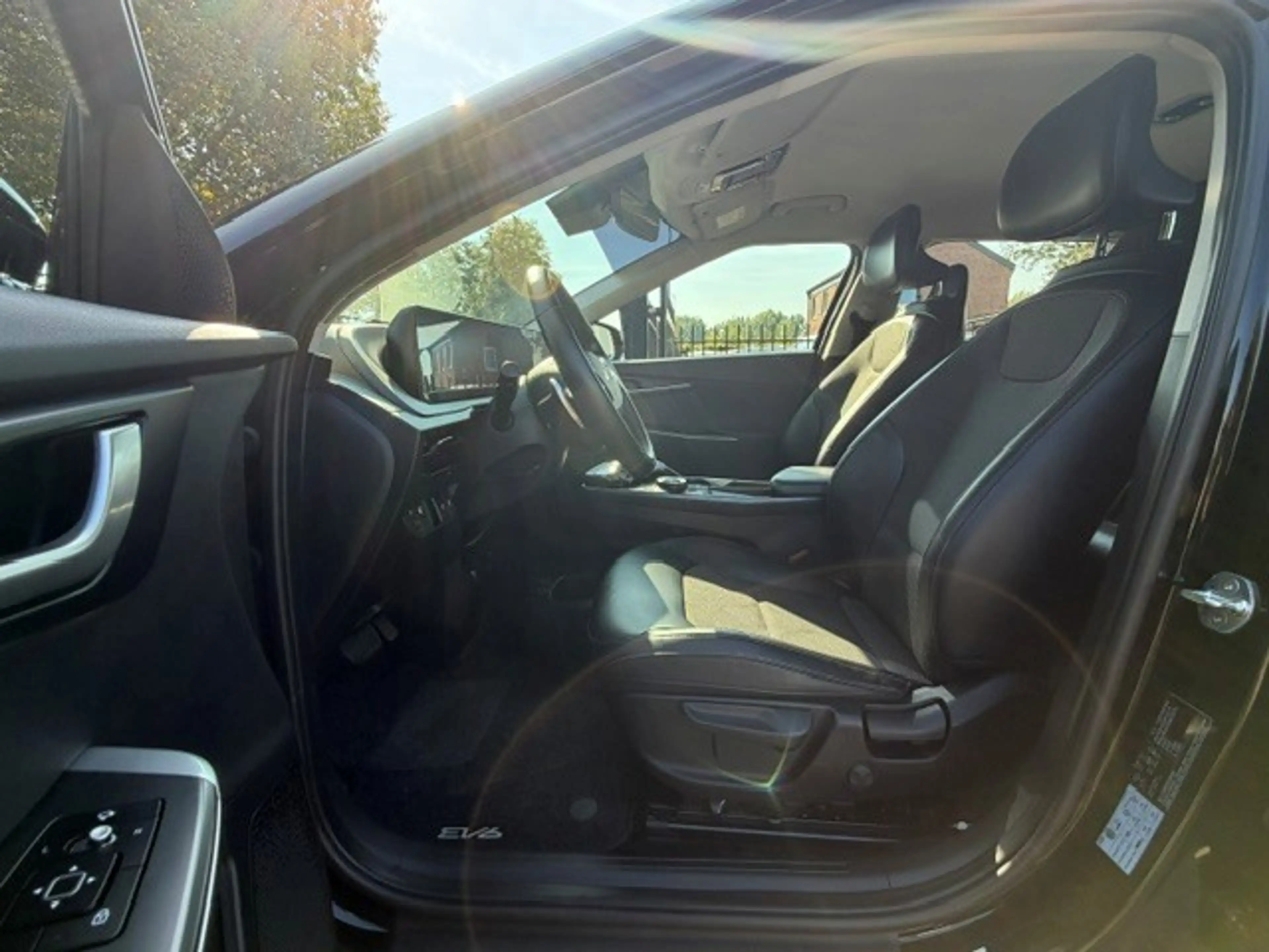 Kia EV6 Plus 77.4 kWh Trekhaak Navi Keyless LED Nieuwstaat — photo 14