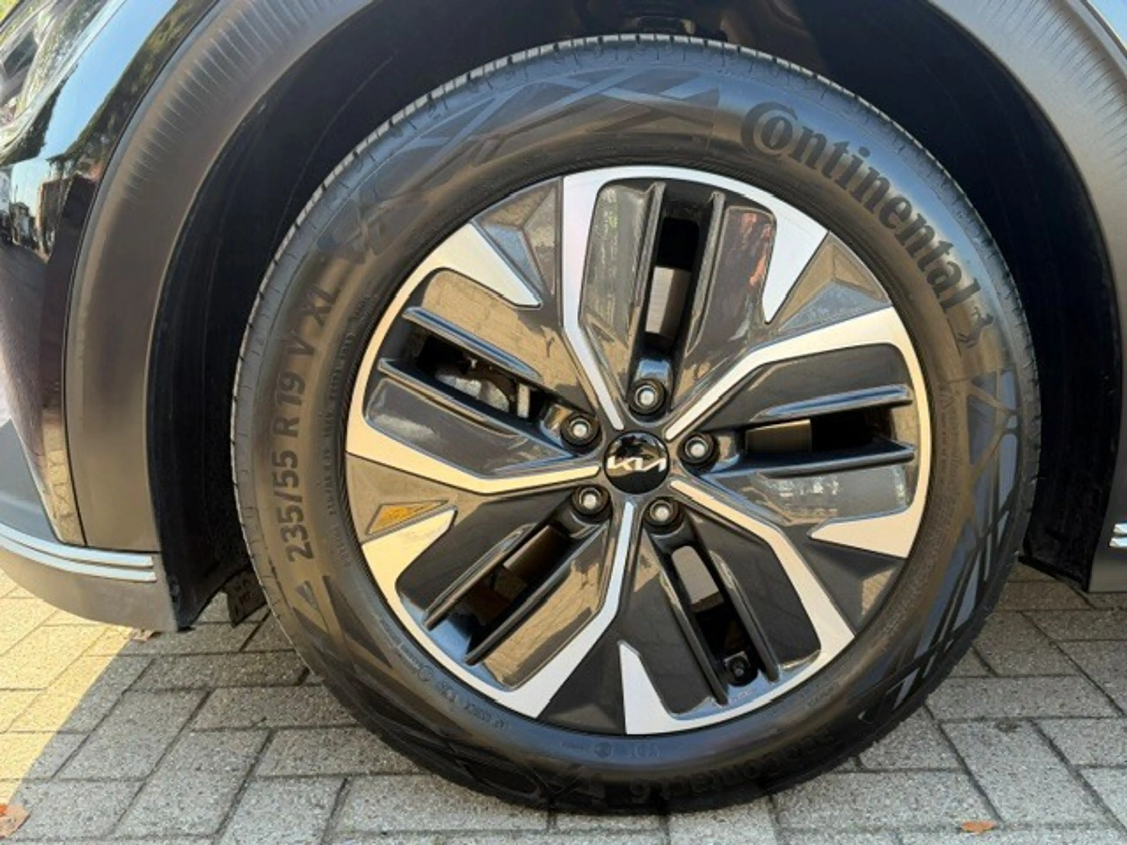Kia EV6 Plus 77.4 kWh Trekhaak Navi Keyless LED Nieuwstaat — photo 5