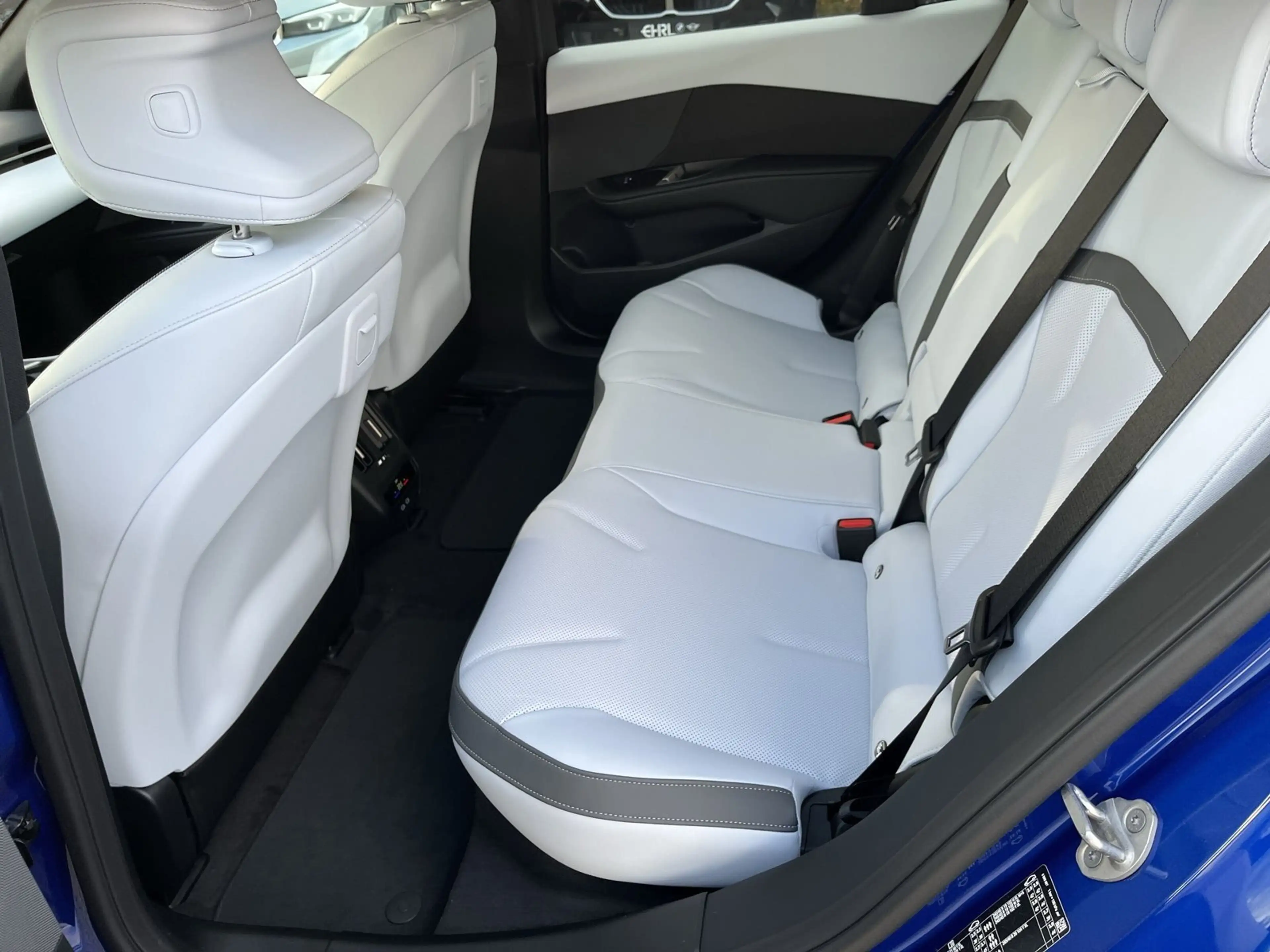 BMW i3 50 xDrive UPE: 81.630,- € Sportpaket DAB — photo 12