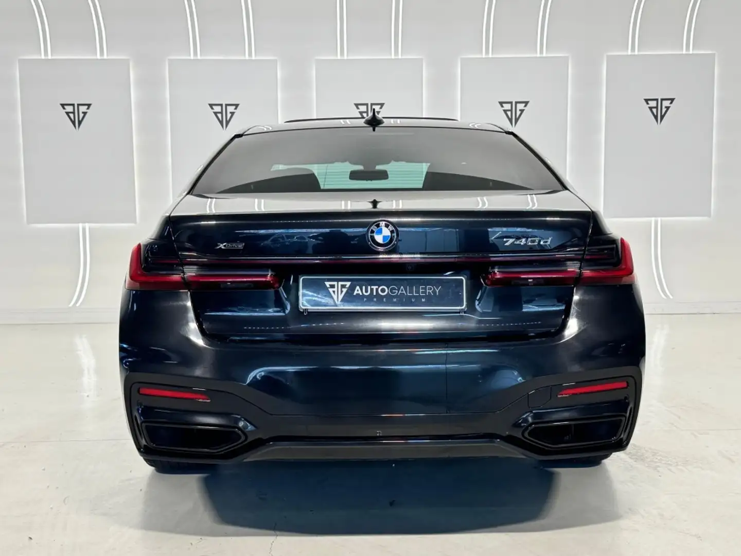 BMW 740 740dA xDrive Negro - 2