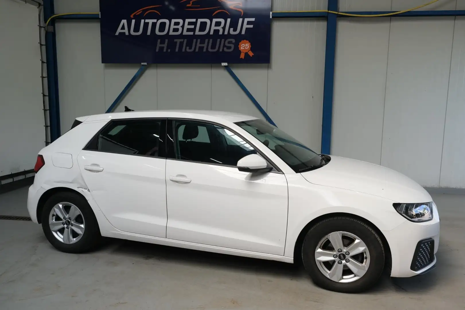 Audi A1 Sportback 25 TFSI Pro Line Automaat - N.A.P. Airco Wit - 2