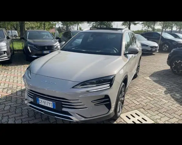 BYD Seal U DMi 1.5 218 CV PHEV Boost