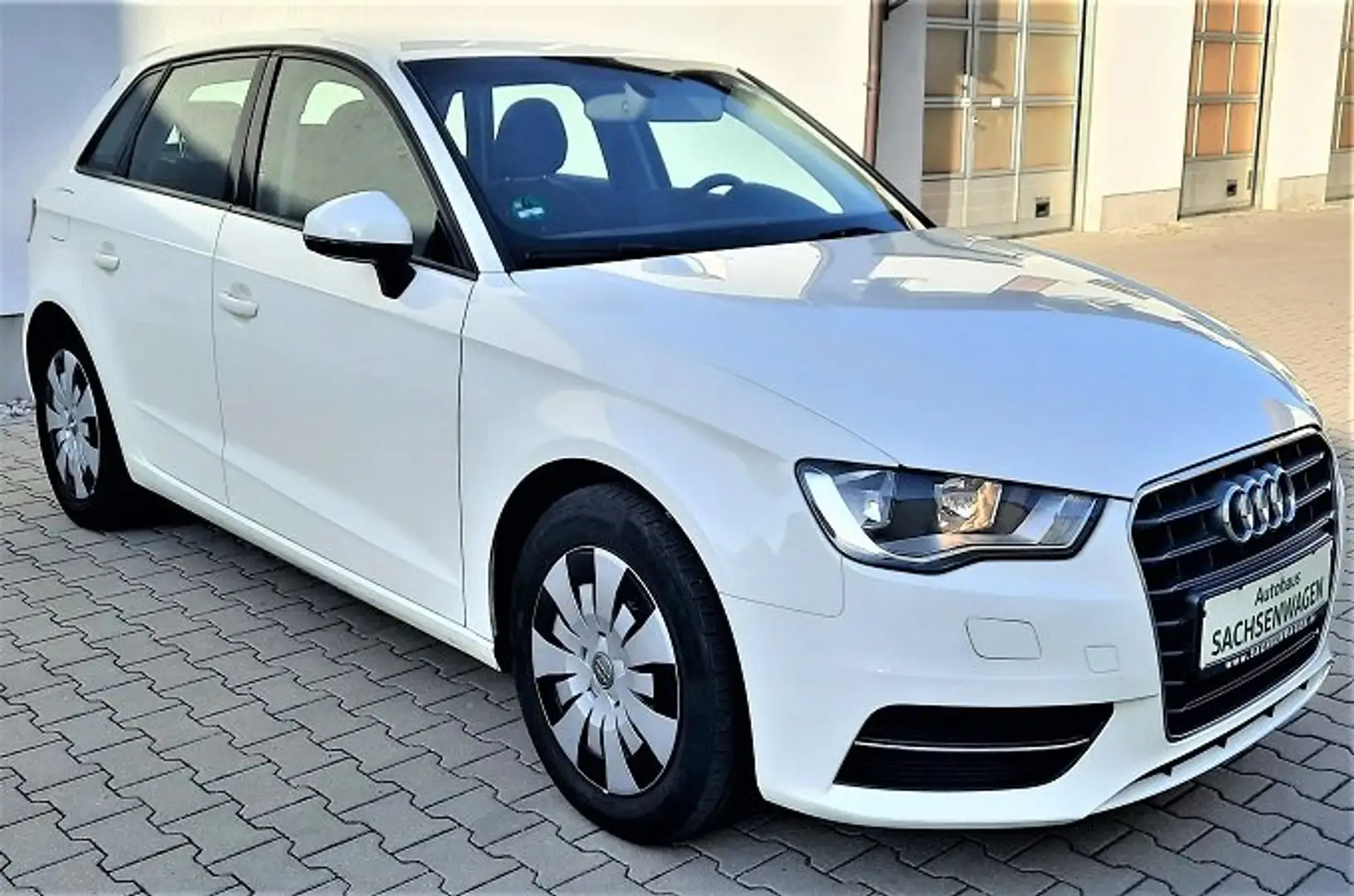 Audi A3 Sportback*KLIMAAUT*So+WiRä*Si-Hzg*PDC*LederL* Weiß - 2