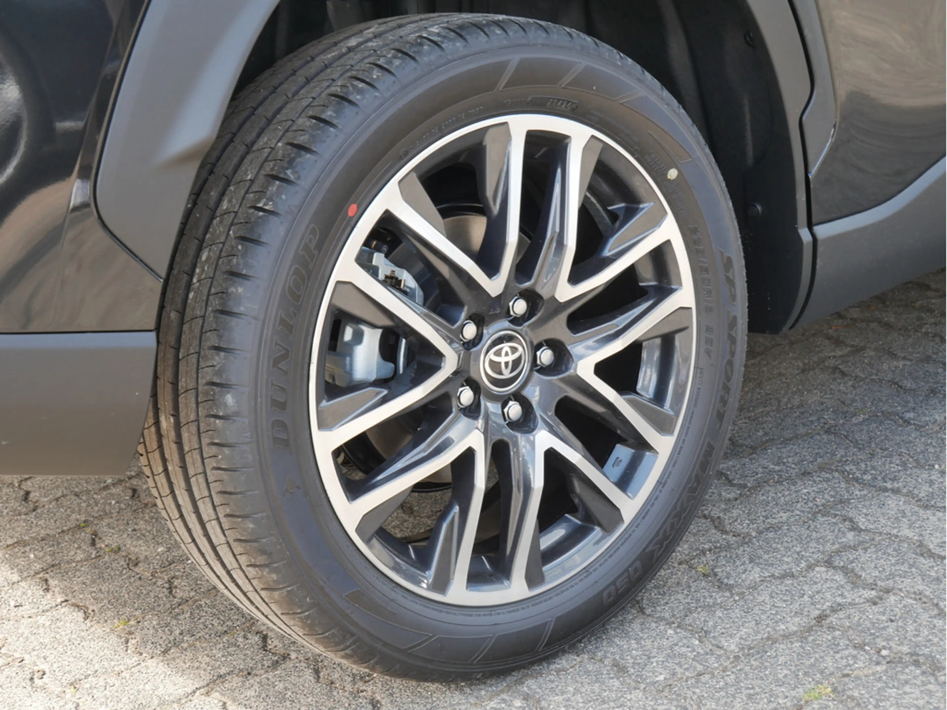 Toyota Corolla Cross 2.0 Hybrid Style Comfort Modell 2026 — photo 13