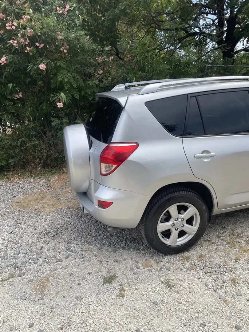 Toyota RAV 4 RAV4 2.2 d-4d 136cv - 1