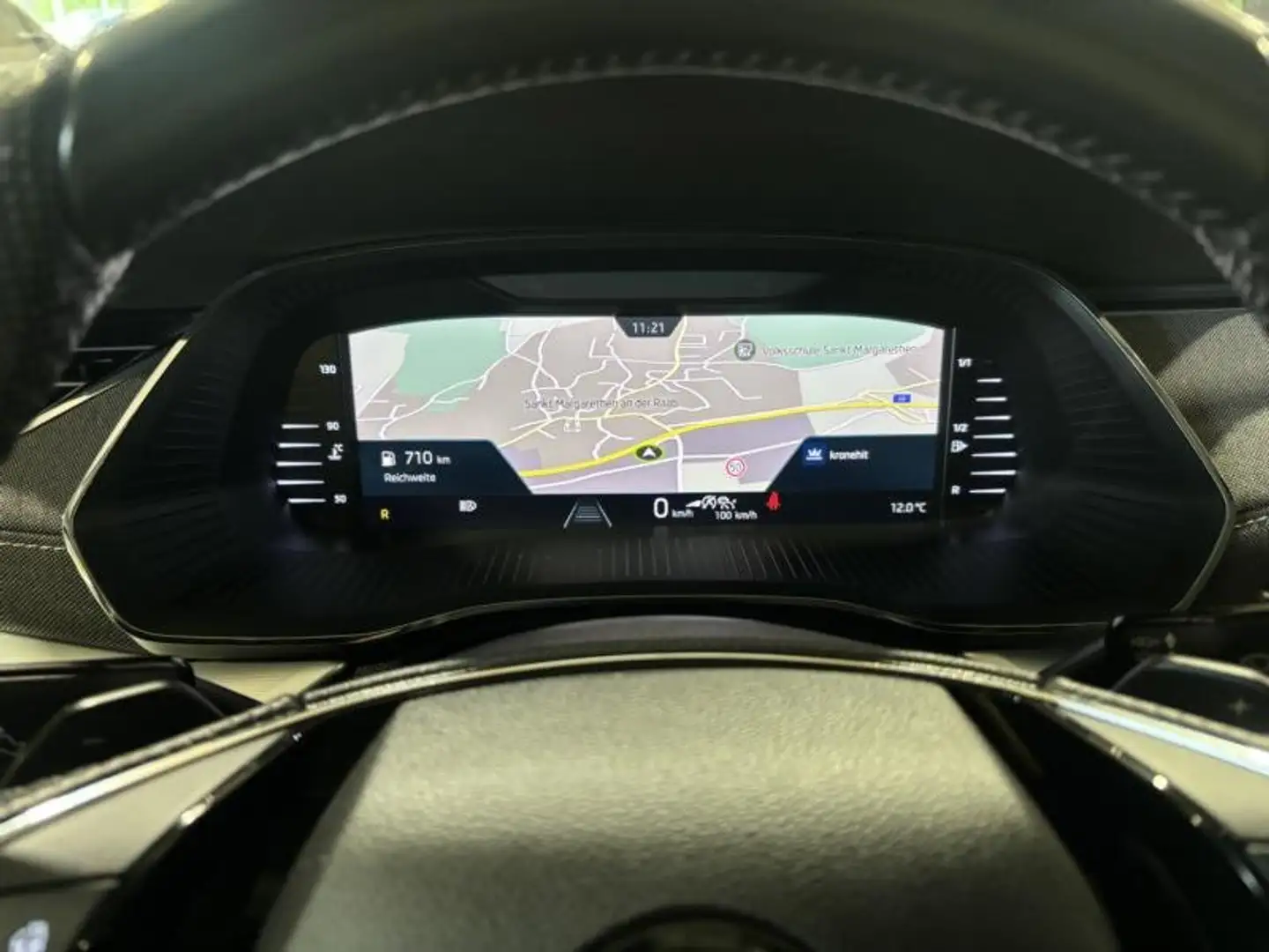 Skoda Octavia 2,0TDI DSG 4x4 VIRTUAL COCKPIT HEAD-UP MATRIX AHK Schwarz - 2