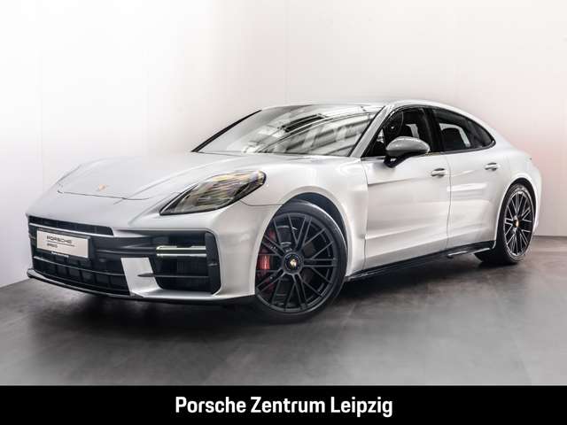 Imagine Porsche Panamera GTS BOSE Sportabgas Pepita RaceTex Spur