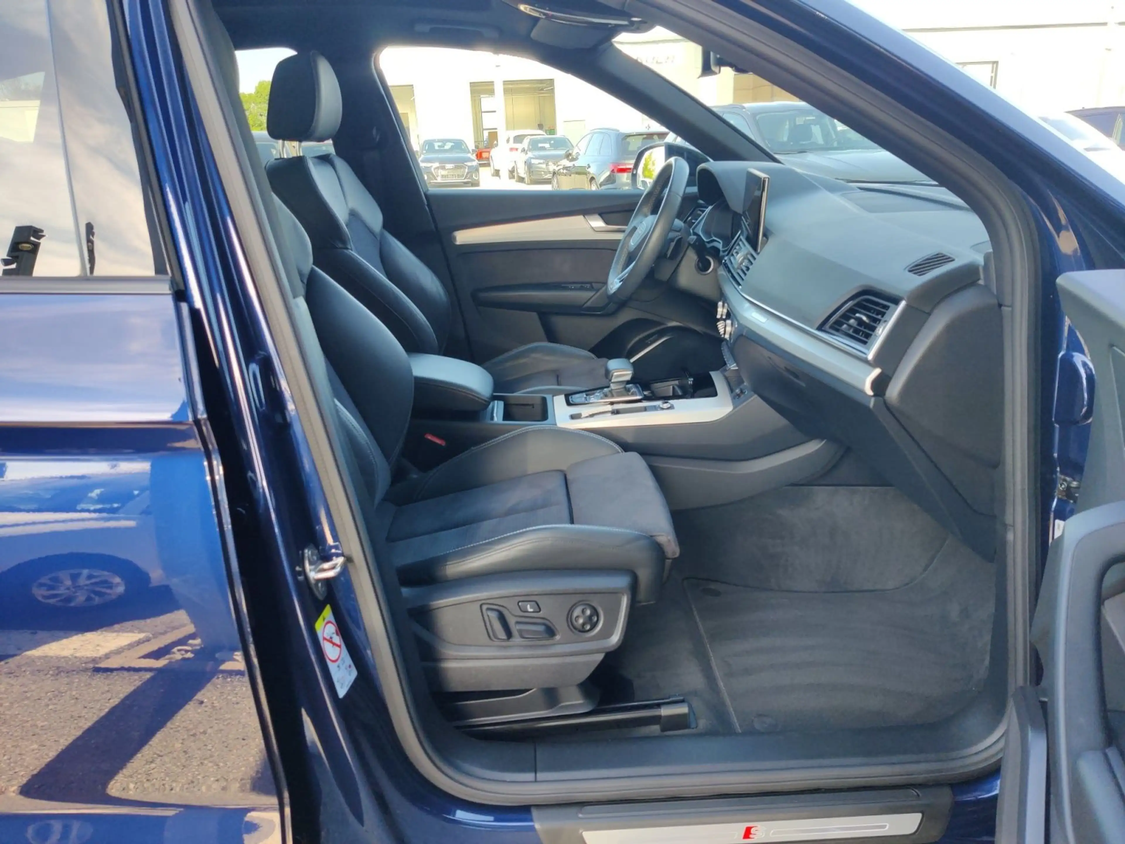 Audi SQ5 55 TDI q. Tiptr., AHK, Stadt+Parken, Matrix, — photo 15