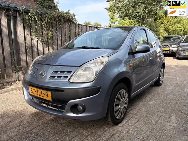 Nissan Pixo