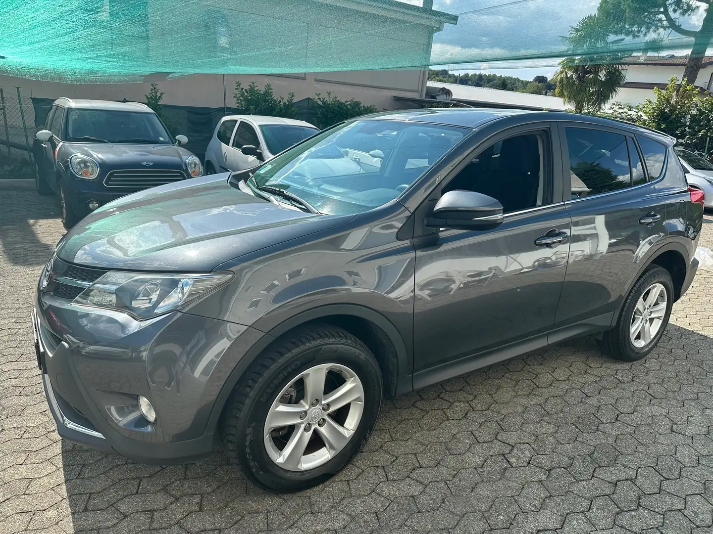 Toyota RAV 4 2.0 D-4D 2WD 124CV*EURO5*NAVI*CERCHI - 1