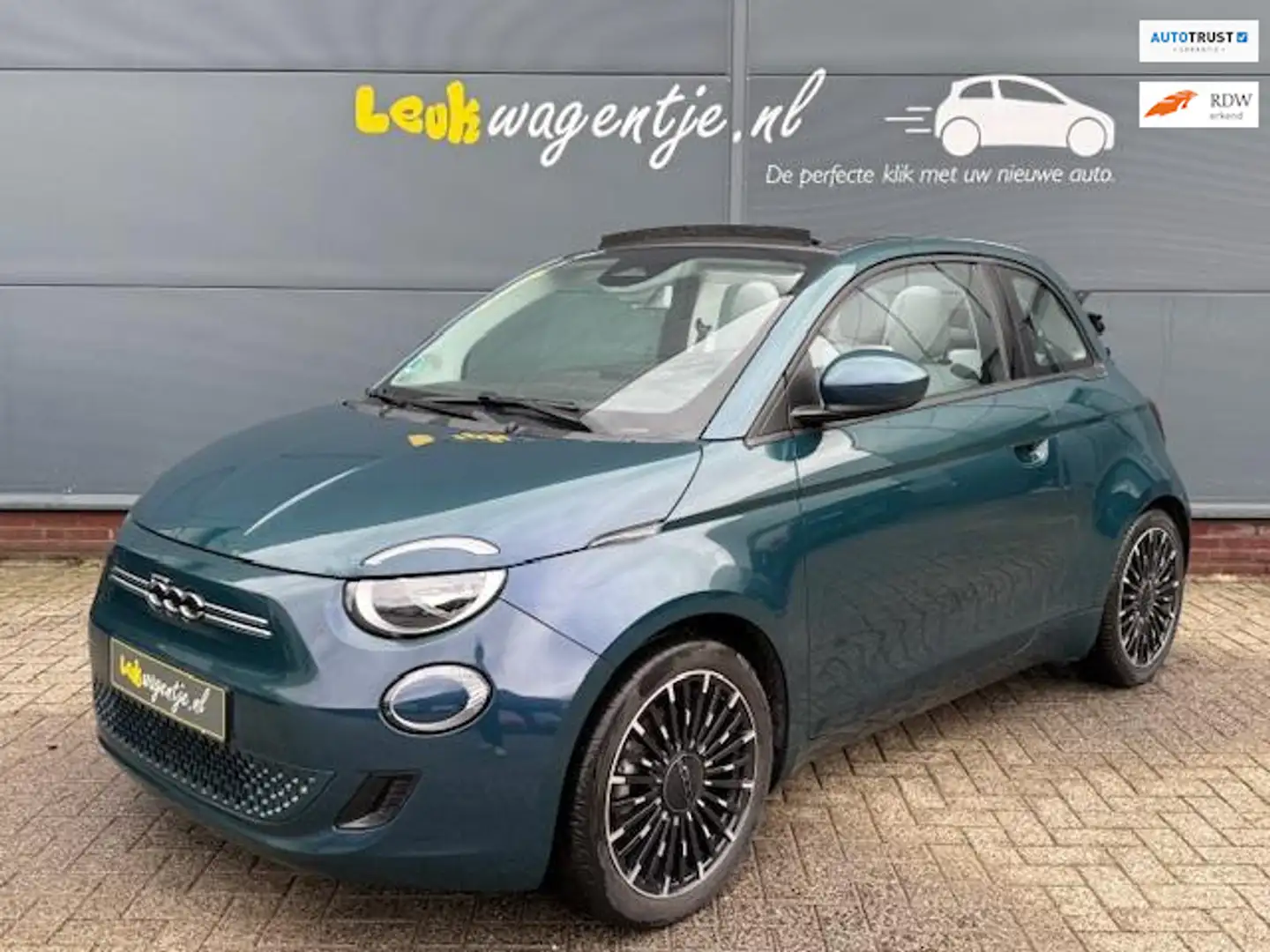 Fiat 500C E Icon 42 kWh Cabrio *carplay *climate *stoelv. Vert - 1