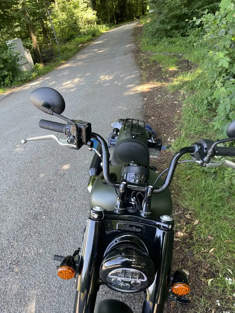 Indian Chief Bobber Dark Horse Verde - 2