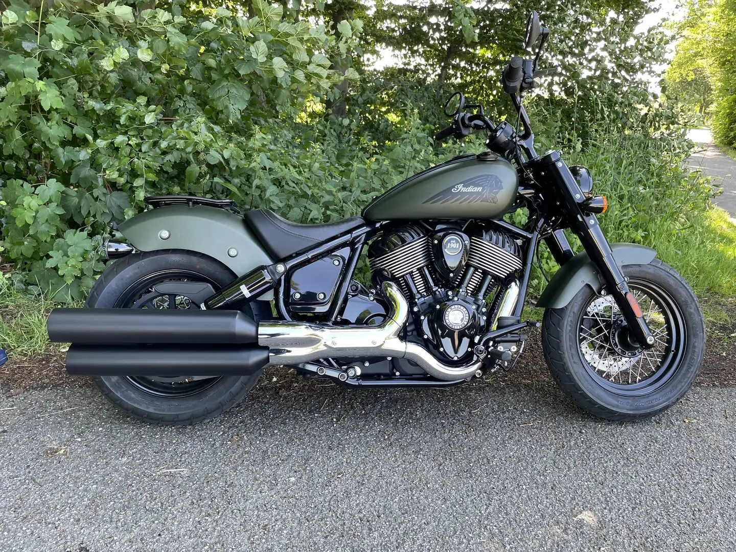 Indian Chief Bobber Dark Horse Verde - 1