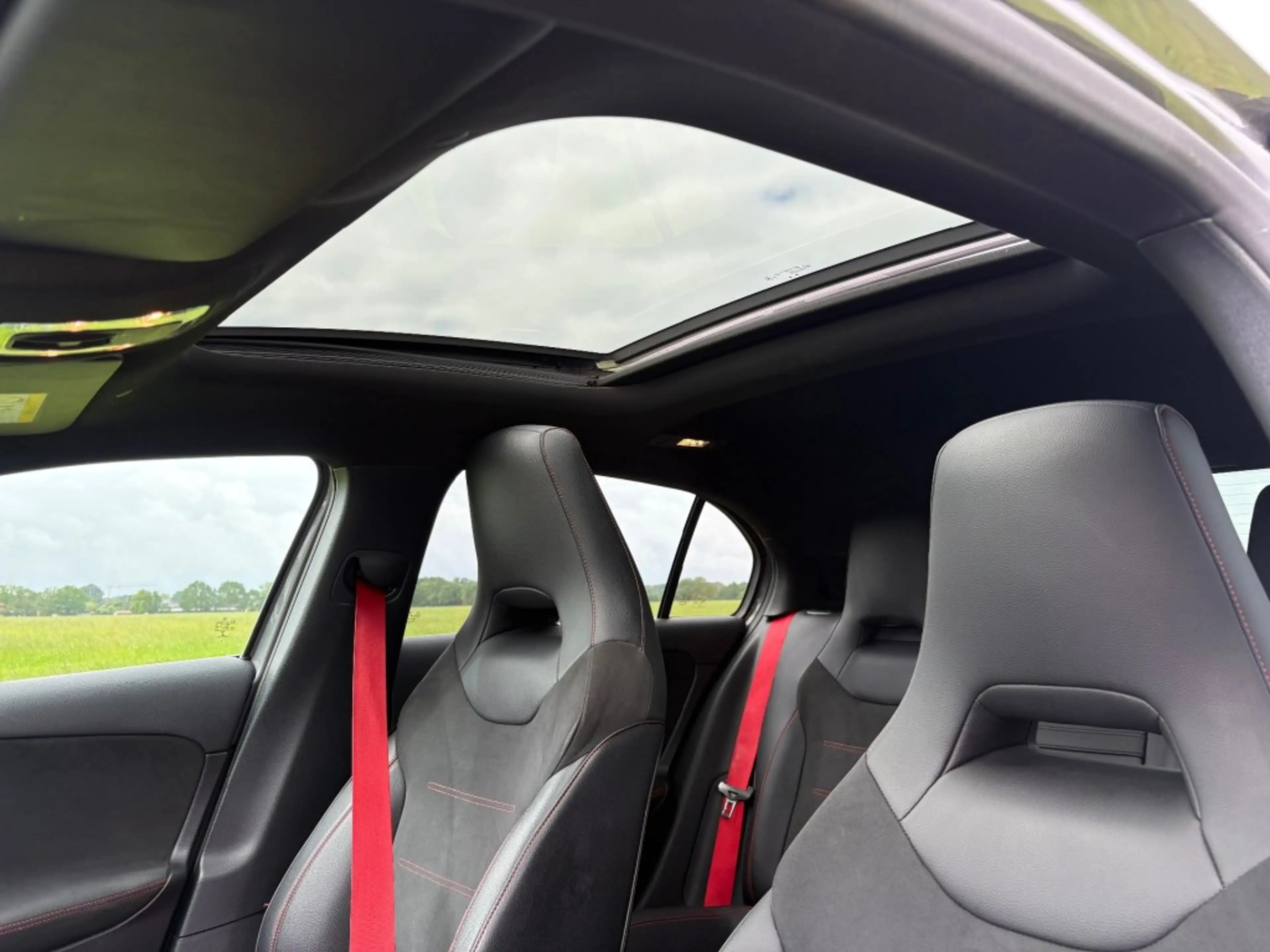 Mercedes-Benz A 35 AMG A35 AMG 4 MATIC / PANO / BURMESTER / CAMERA / VOSS — photo 13