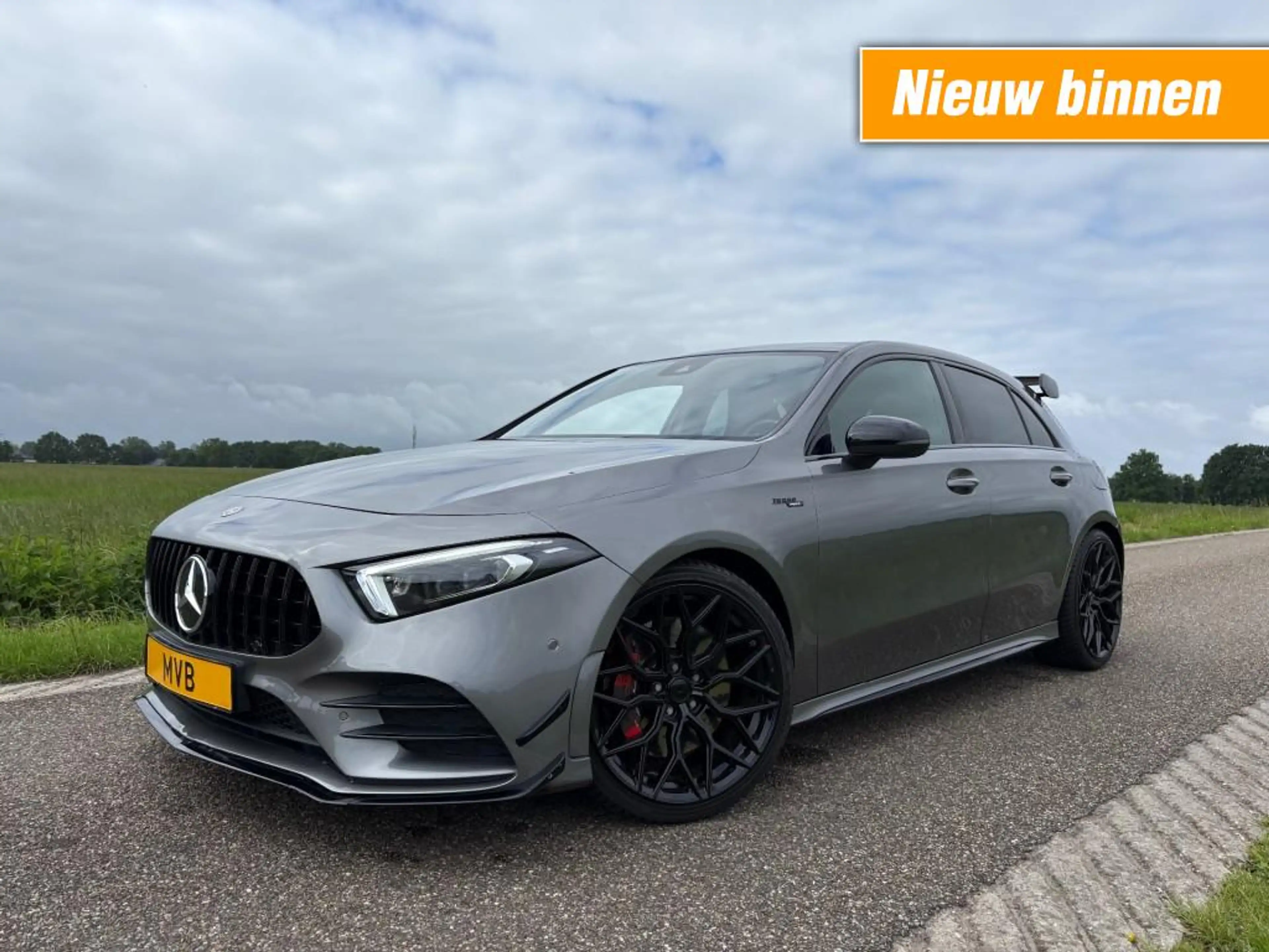 Mercedes-Benz A 35 AMG A35 AMG 4 MATIC / PANO / BURMESTER / CAMERA / VOSS