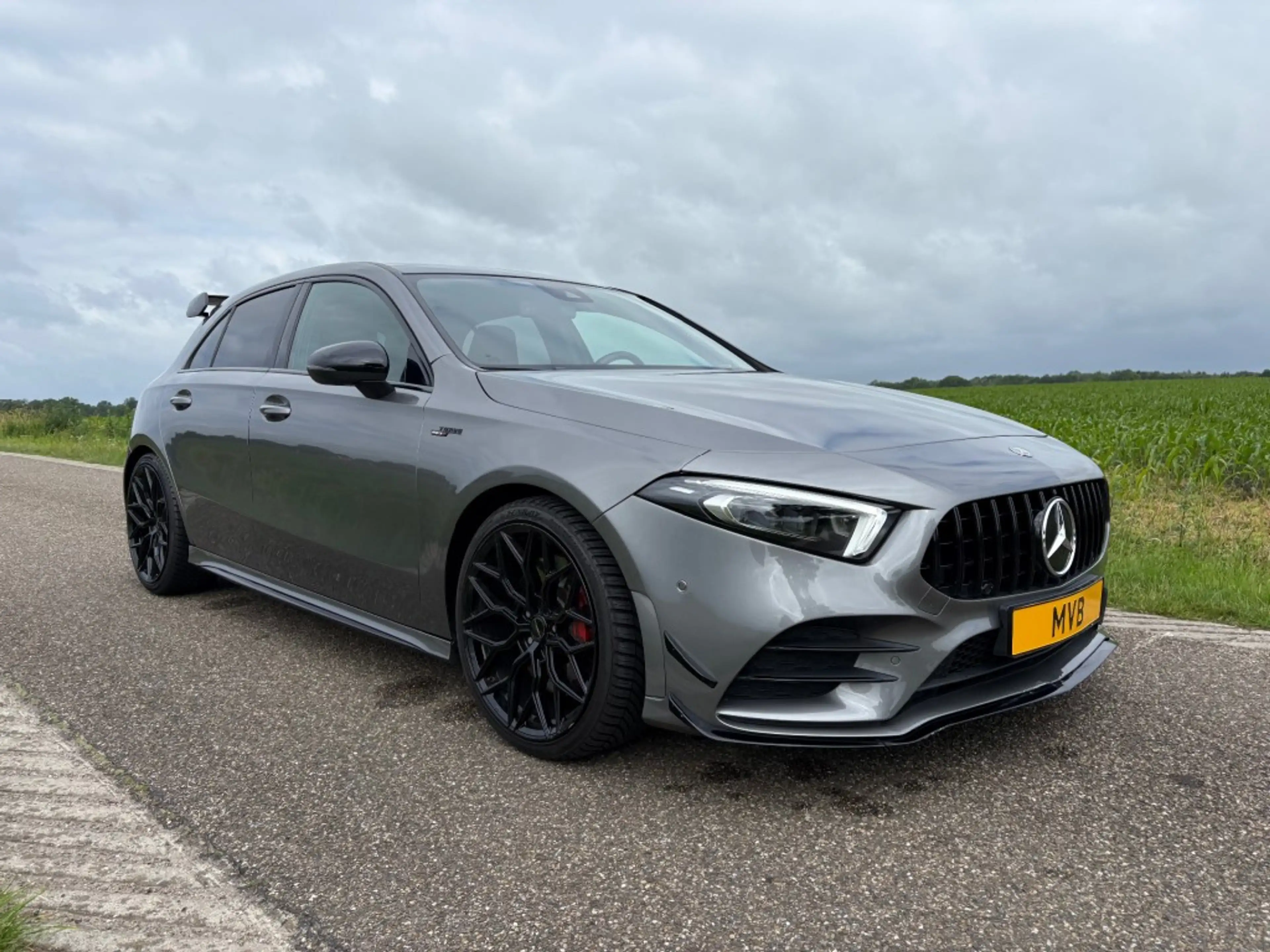 Mercedes-Benz A 35 AMG A35 AMG 4 MATIC / PANO / BURMESTER / CAMERA / VOSS — photo 3