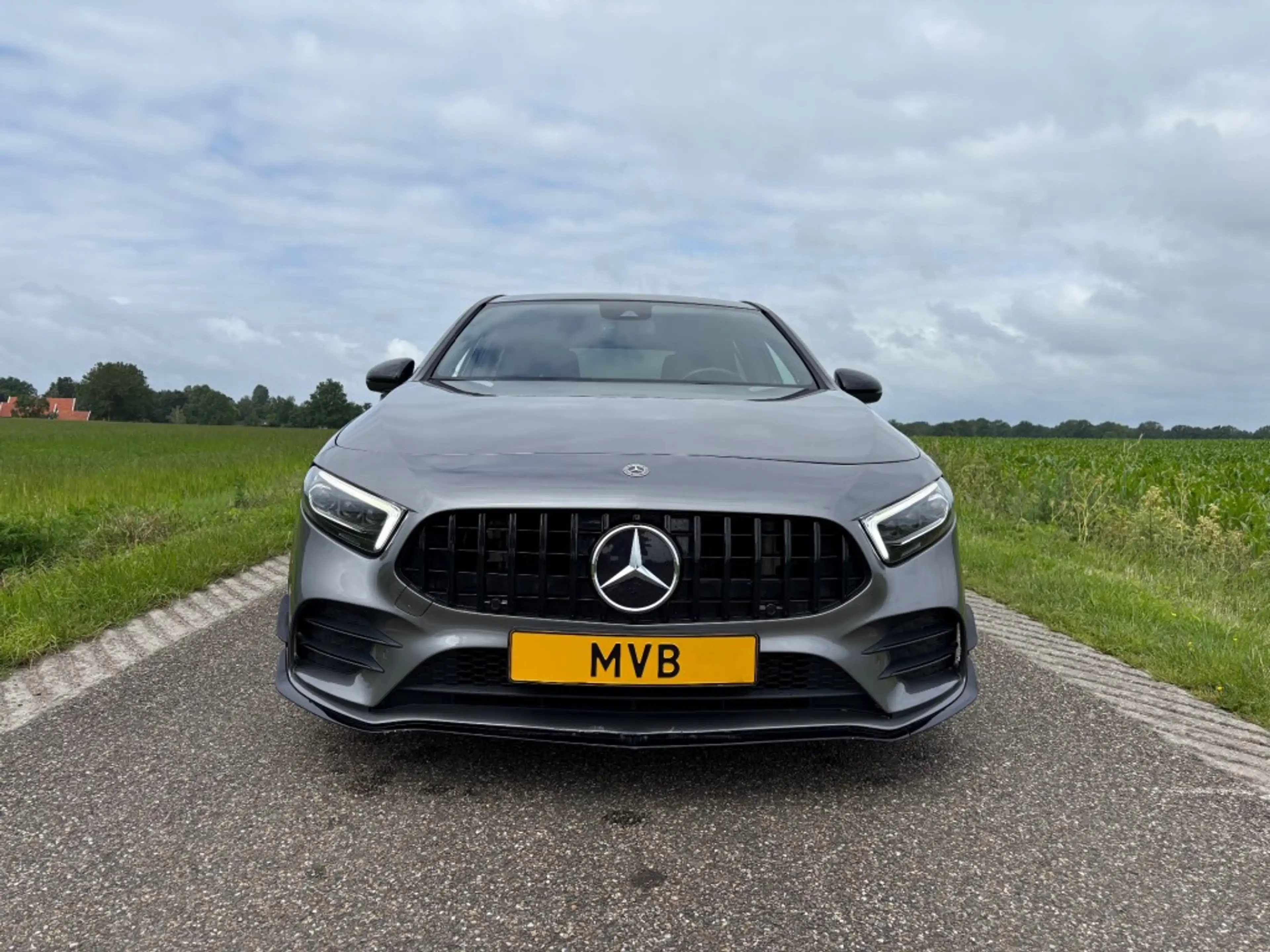 Mercedes-Benz A 35 AMG A35 AMG 4 MATIC / PANO / BURMESTER / CAMERA / VOSS — photo 5