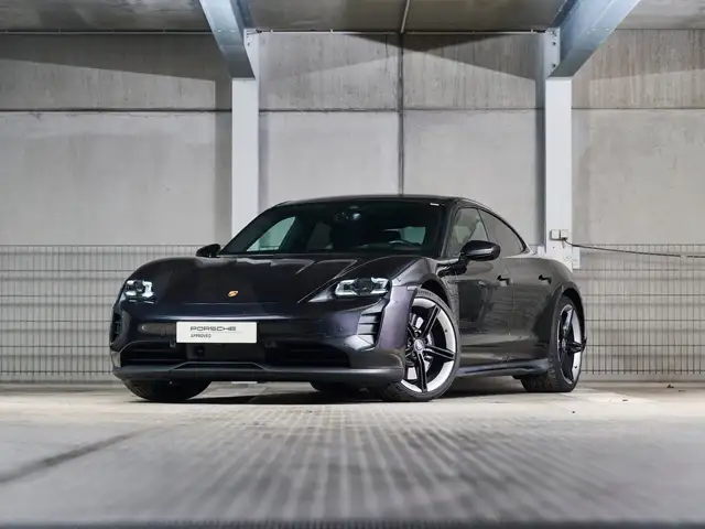 Porsche Taycan 4S