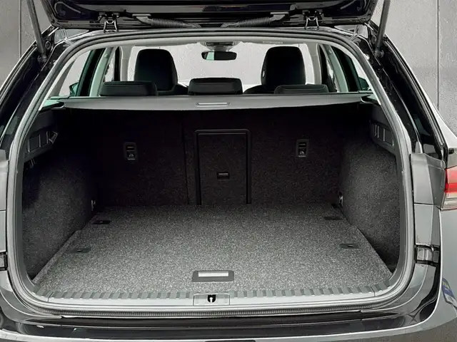 Skoda Octavia view 13