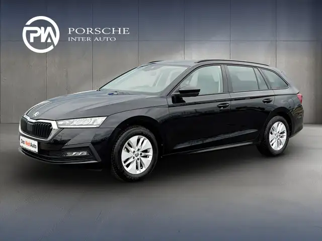 Skoda Octavia main image