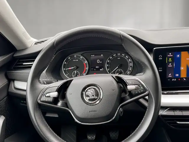 Skoda Octavia view 9