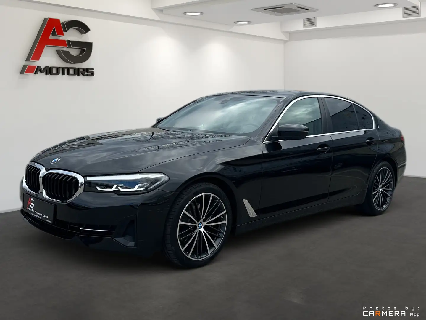 BMW 520 G30 48 V Aut. Luxus Ausstattung Schwarz - 1