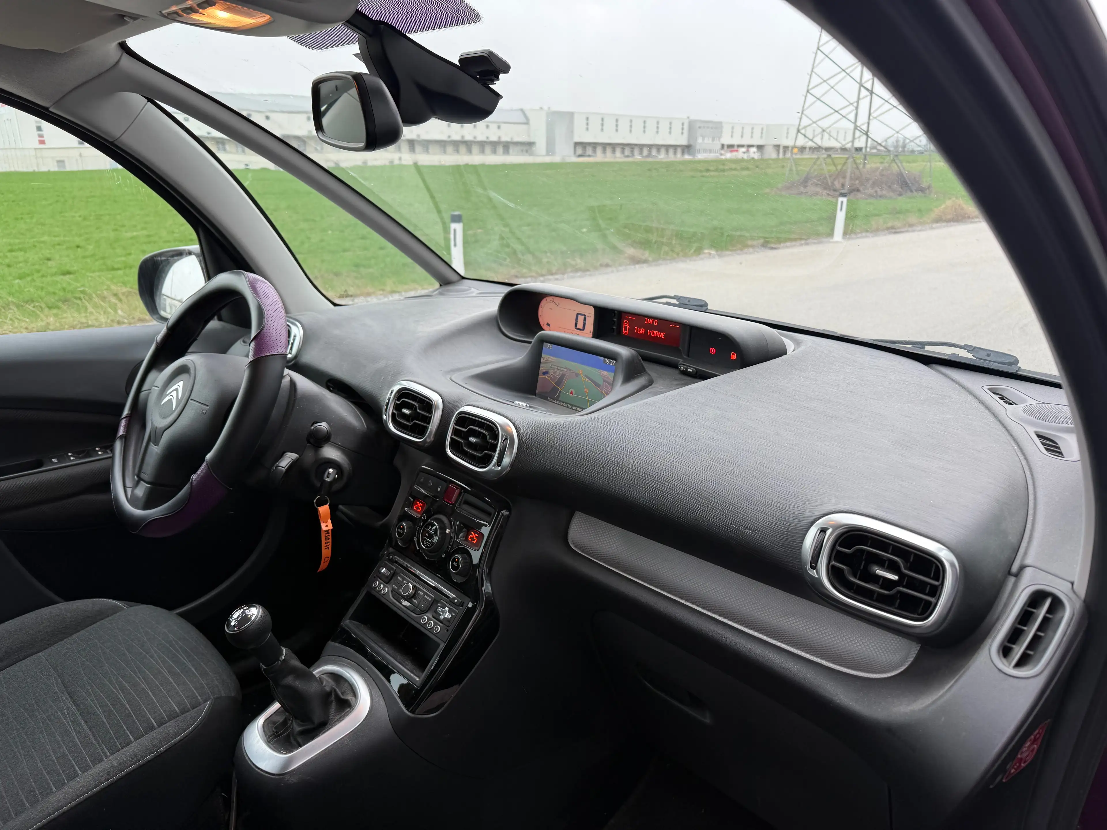 Citroen C3 Picasso BlueHDi 100 manuell Seduction ID:71 — photo 8