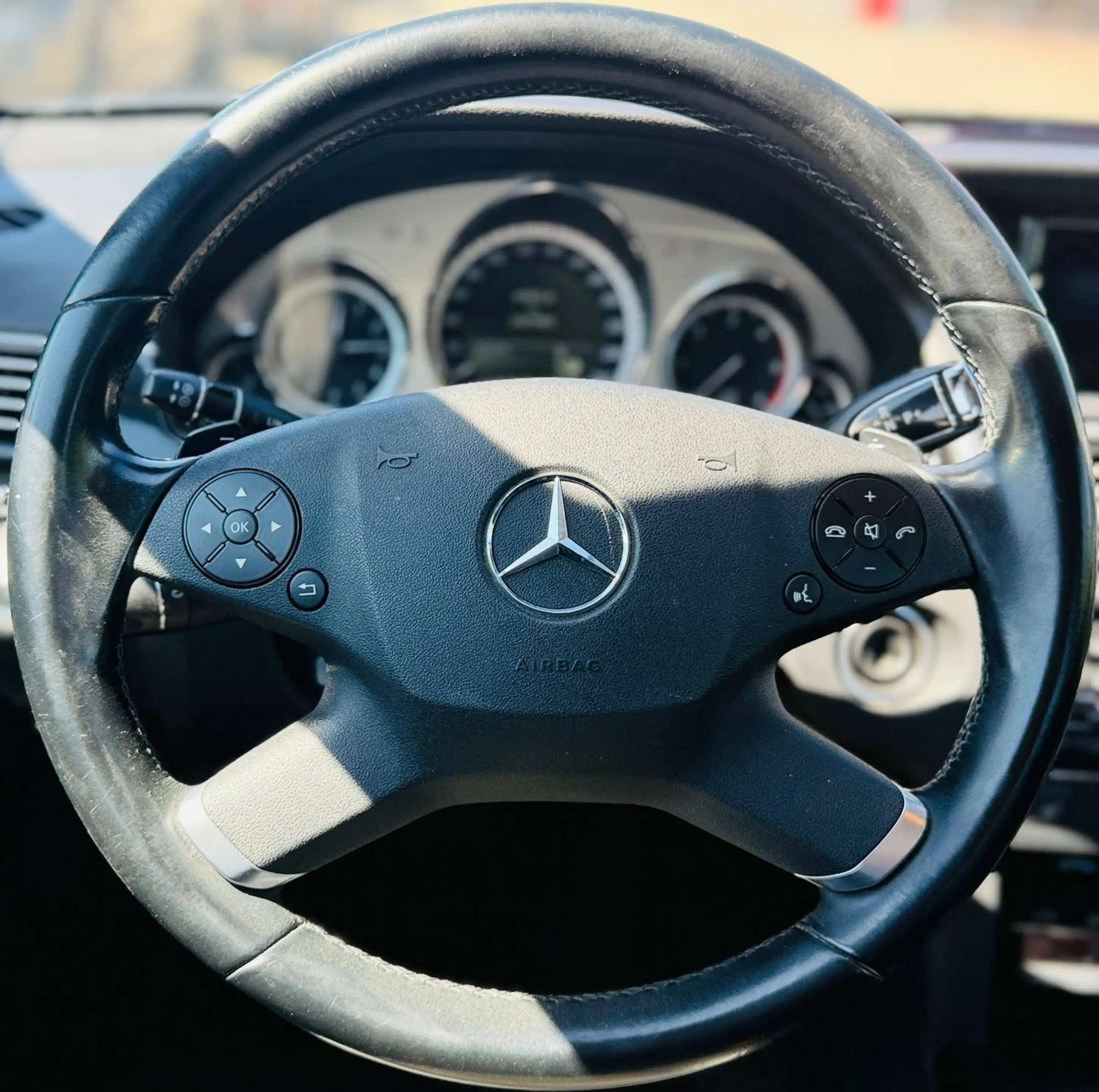 Mercedes-Benz E 350 E 350 CDI BlueEfficiency 4Matic TÜV 09/27 — photo 12