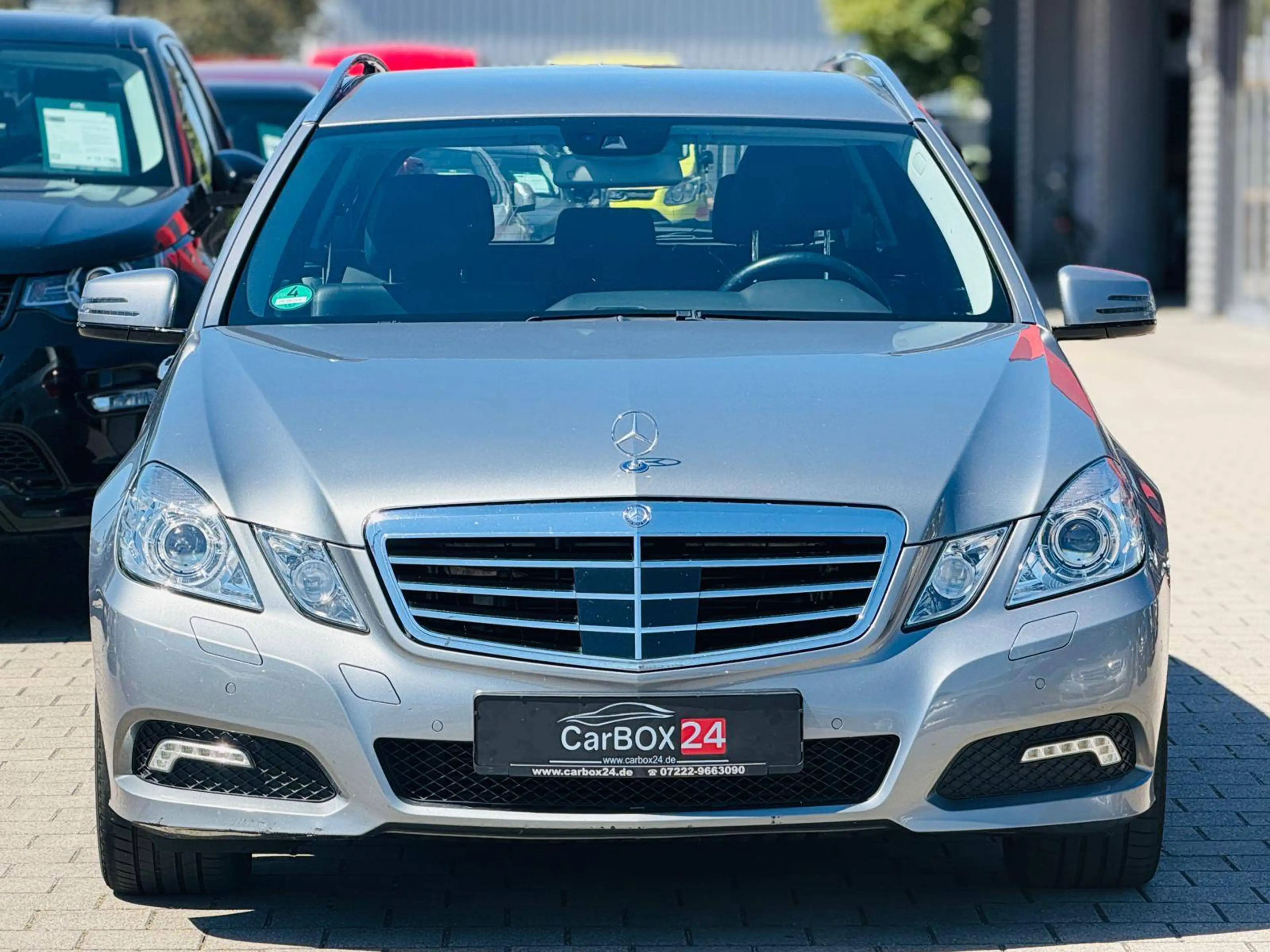 Mercedes-Benz E 350 E 350 CDI BlueEfficiency 4Matic TÜV 09/27 — photo 3