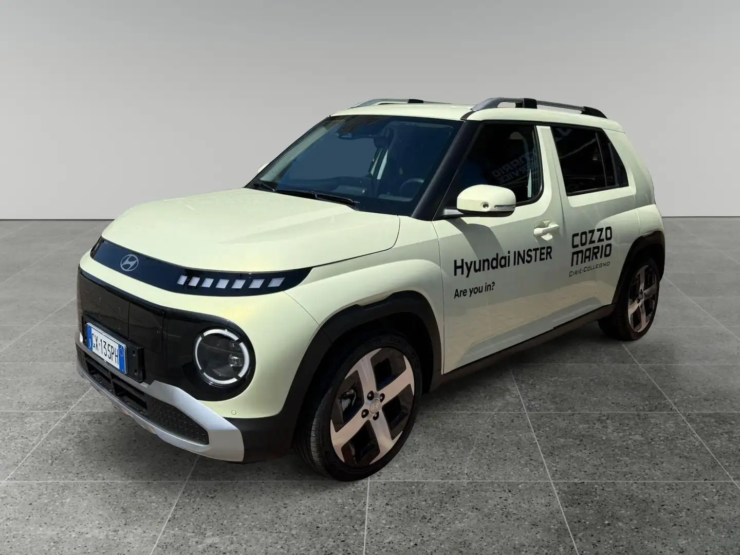 Hyundai Inster Inster 49 kWh XClass Giallo - 1