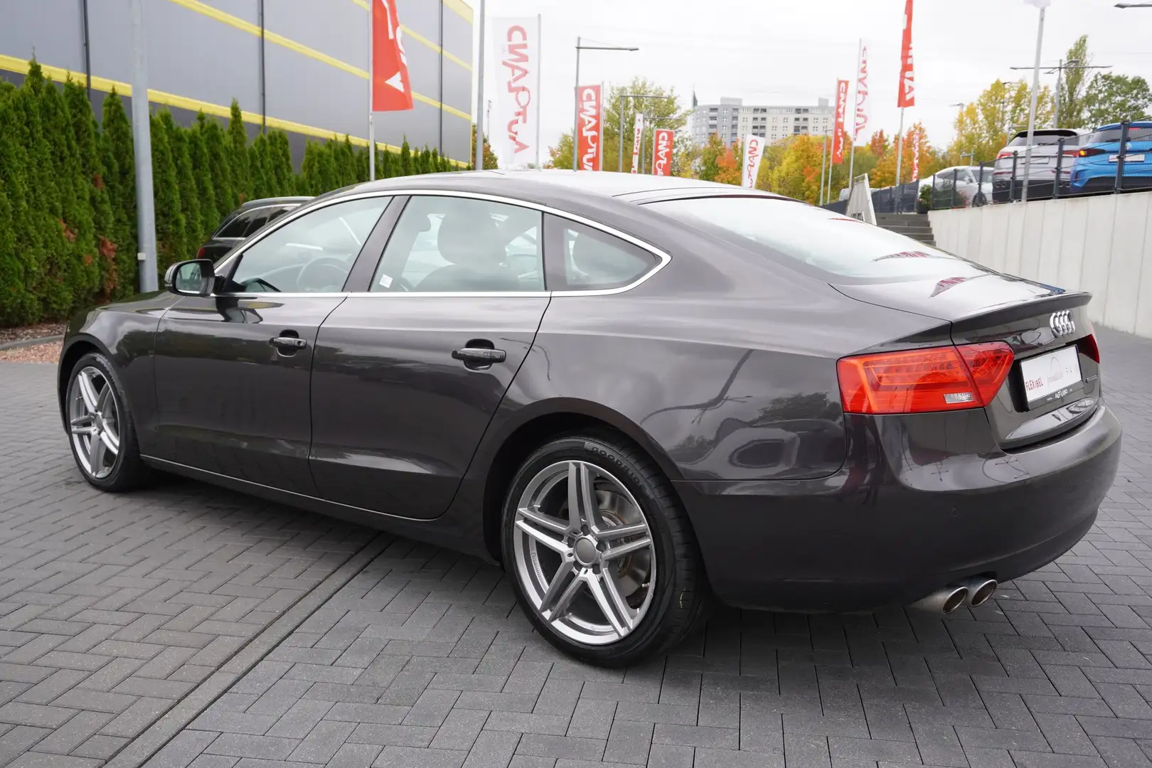 Audi A5 Sportback 3.0 TDI quattro Tempomat PDC AUX Grau - 2