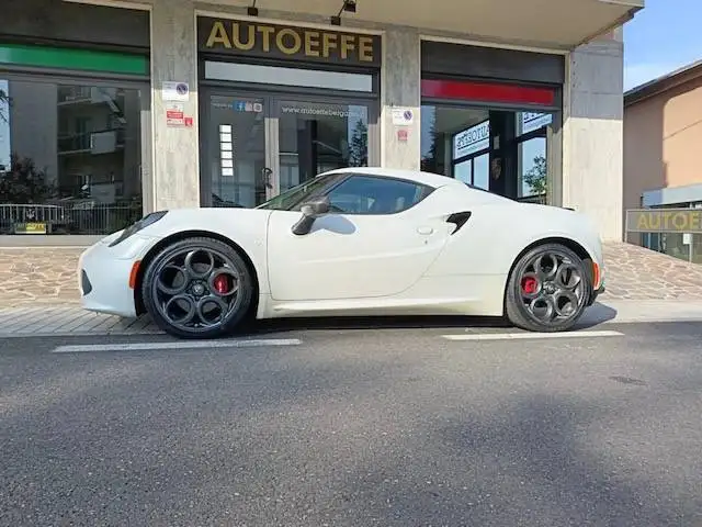 Alfa Romeo 4C 4C COUPE' LAUNCH EDITION 353/500, TAGLIANDATA, KIT ACCESSORI ANCORA COMPLETO!!