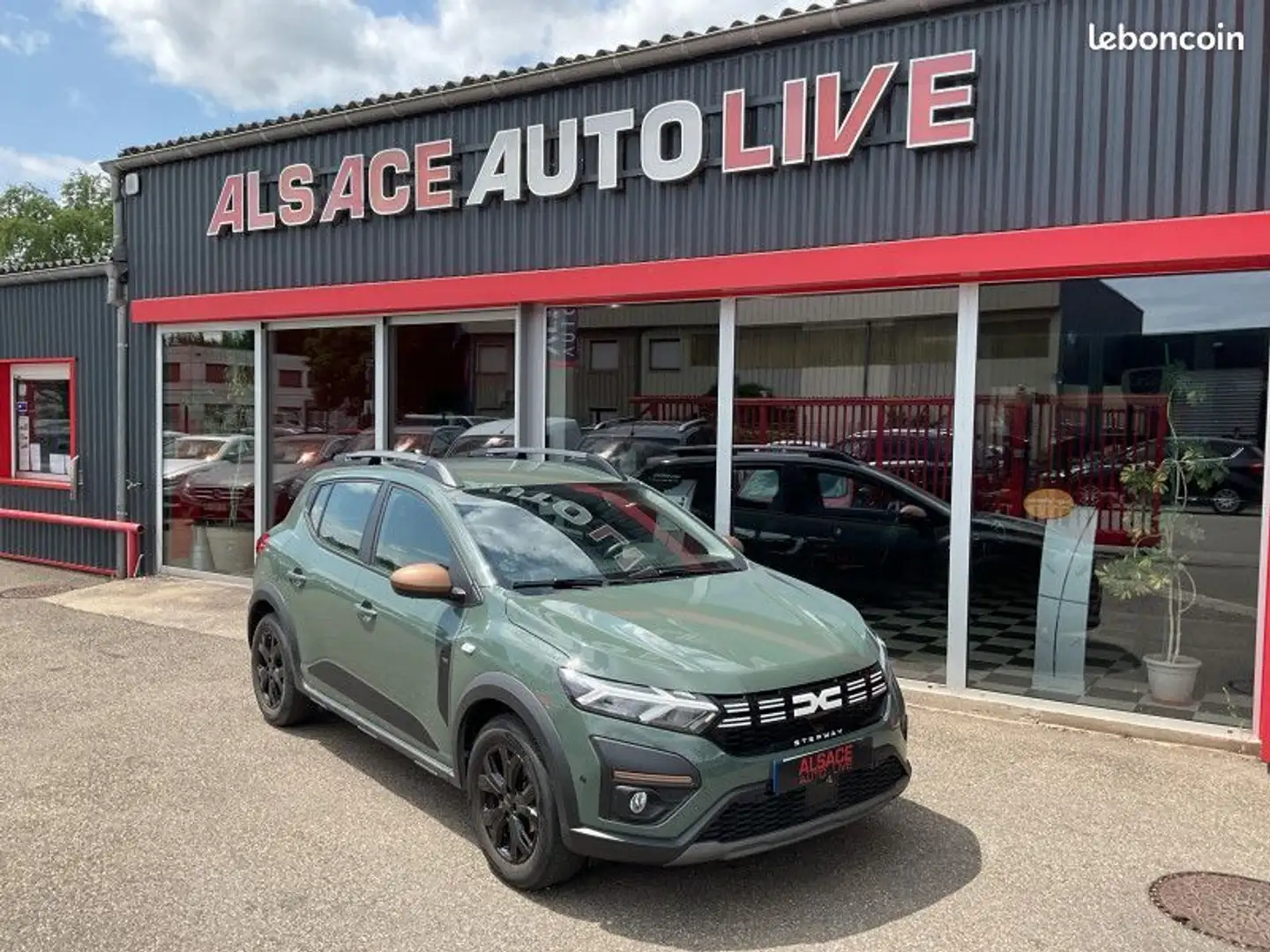 Dacia Sandero 1.0 TCE 90CH STEPWAY EXTREME CVT Vert - 1