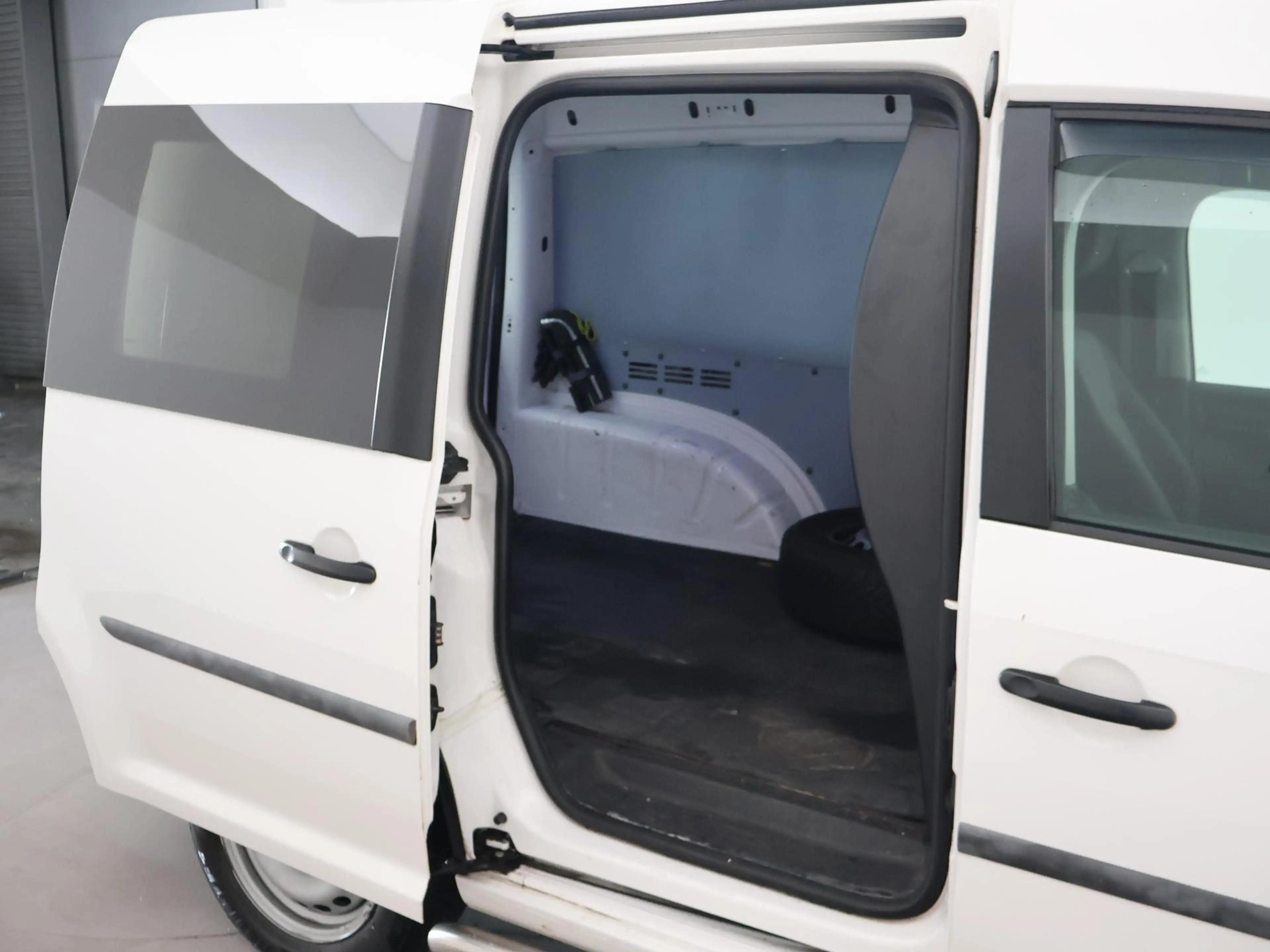 Volkswagen Caddy 2.0 TDI BMT EURO 6 + AIRCO | ORIG. NL | SIDEBARS — photo 11