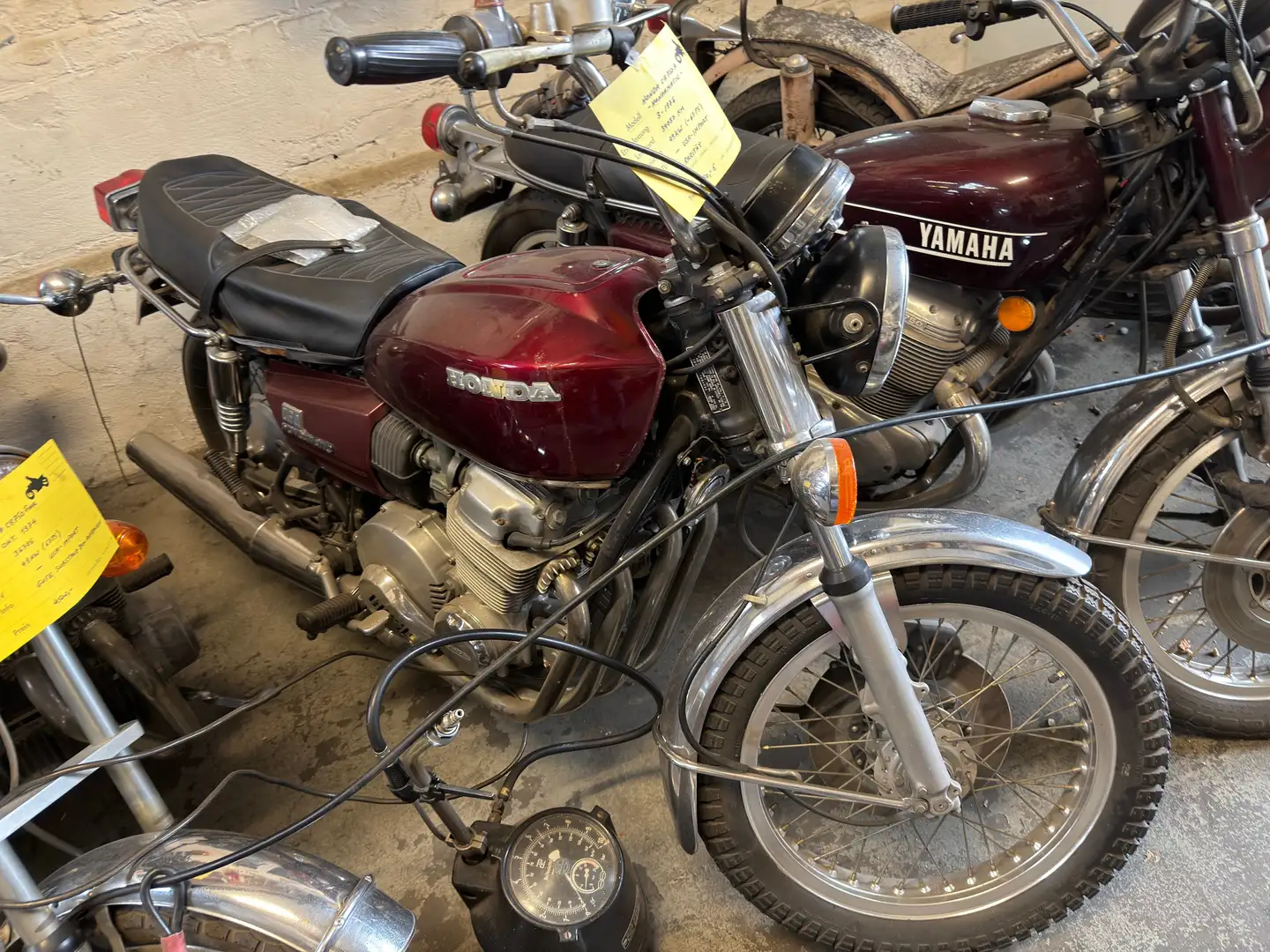 Honda CB 750 A +ZUM AUFBAUEN+ Rot - 1