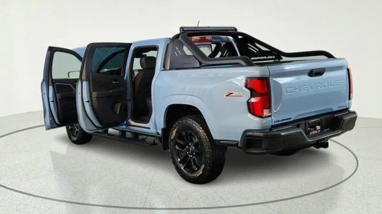 Chevrolet Colorado photo Chevrolet Colorado