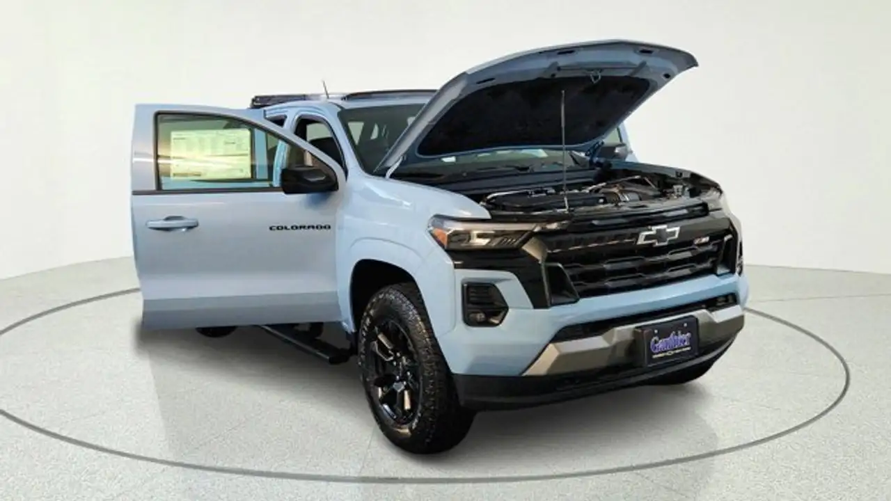 Chevrolet Colorado photo Chevrolet Colorado