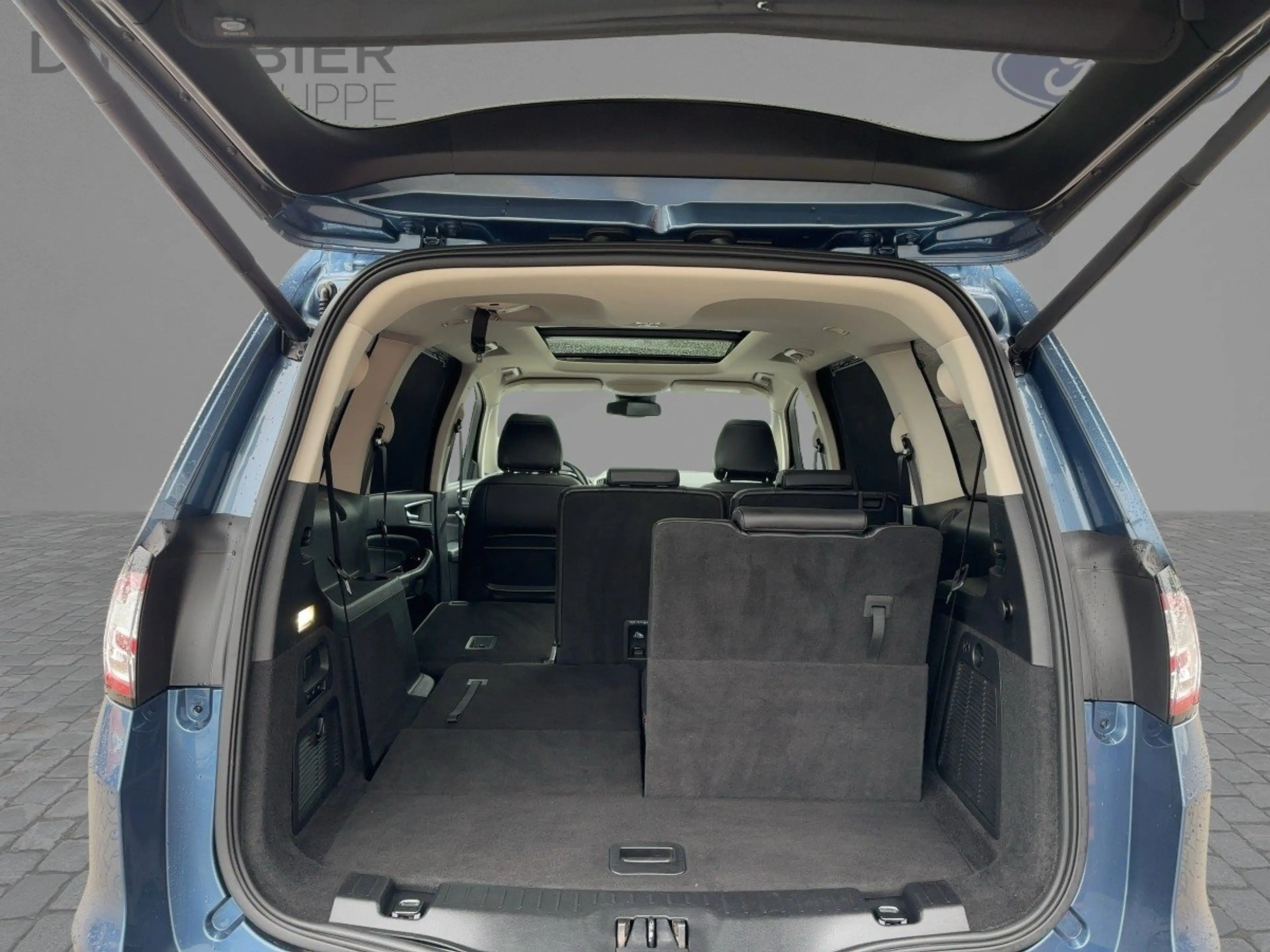 Ford Galaxy Titanium AWD CAM LED NAVI PANO SD — photo 8