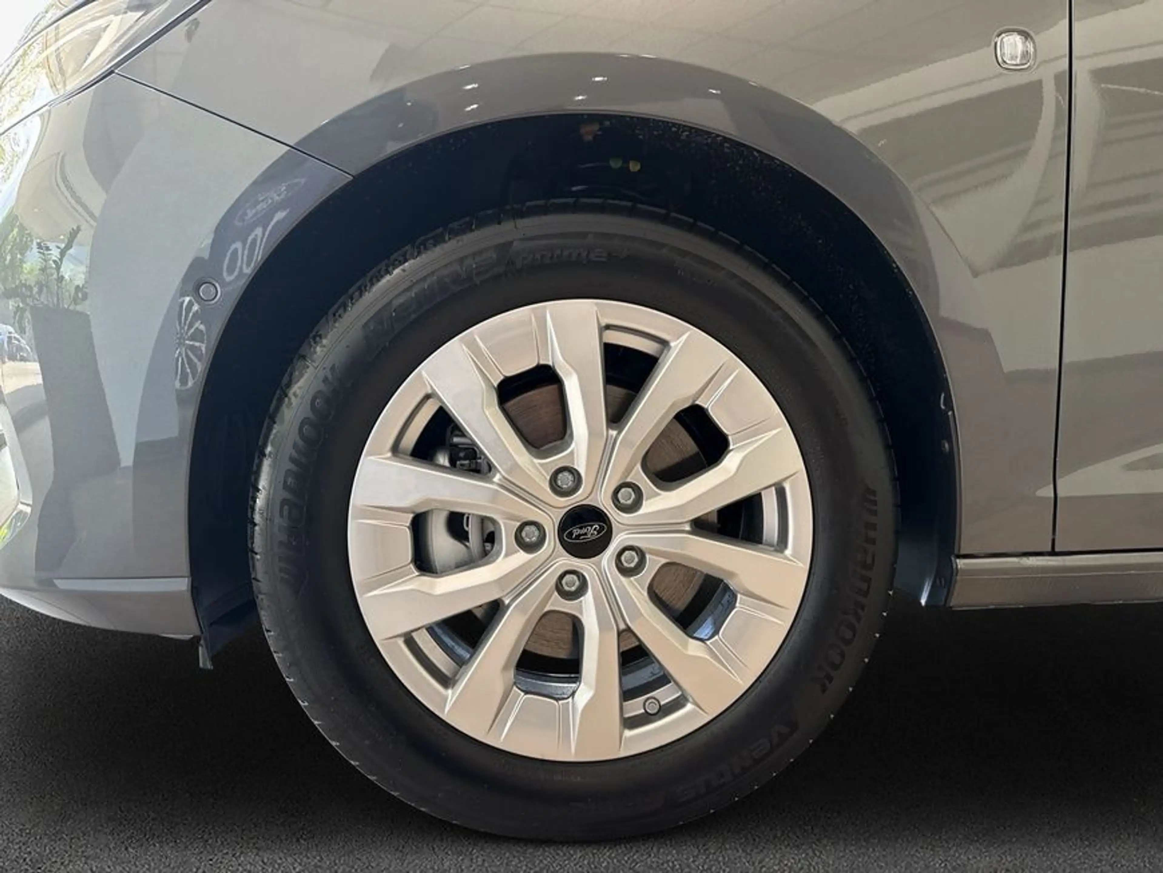 Ford Grand Tourneo Connect 1.5 EcoBoost Aut. TITANIUM — photo 7