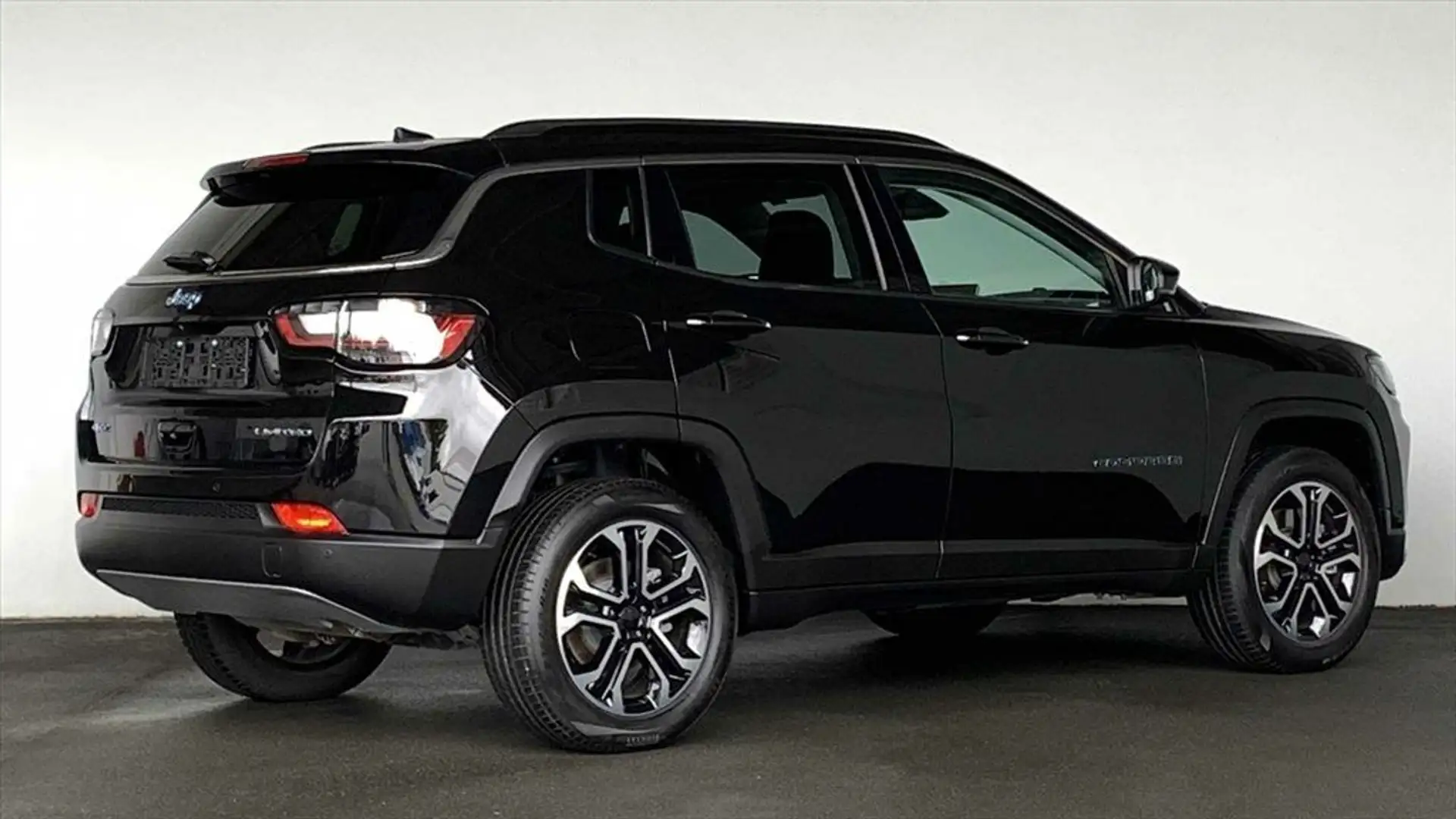 Jeep Compass 1.3 Limited Plug-In-Hybrid Black - 2