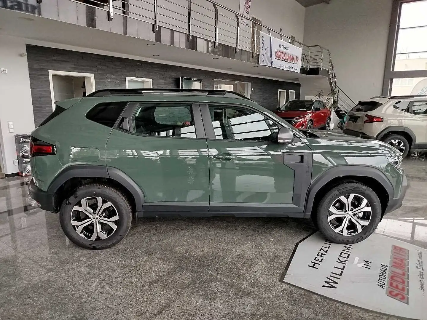 Dacia Duster TCe 130 Expression/Winterpaket/SITZHEIZUNG/KAMERA Grün - 1